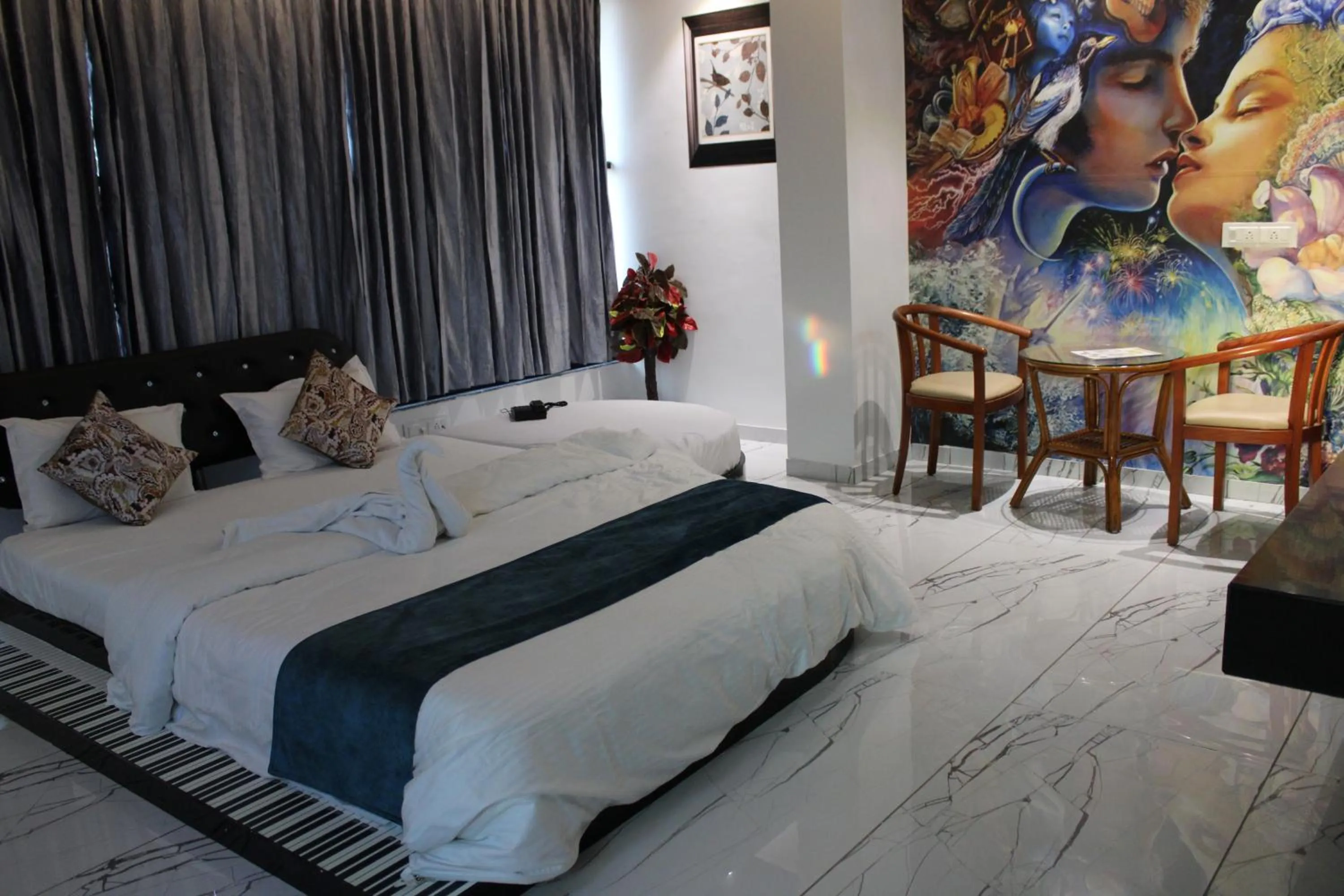 Bed in Hotel The Grand Piano - Best Business Hotel in Patan