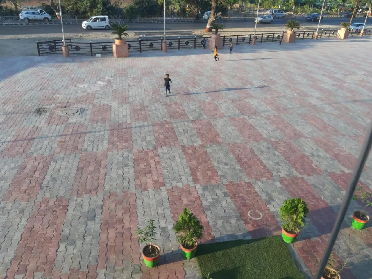 Street view in Hotel The Grand Piano - Best Business Hotel in Patan