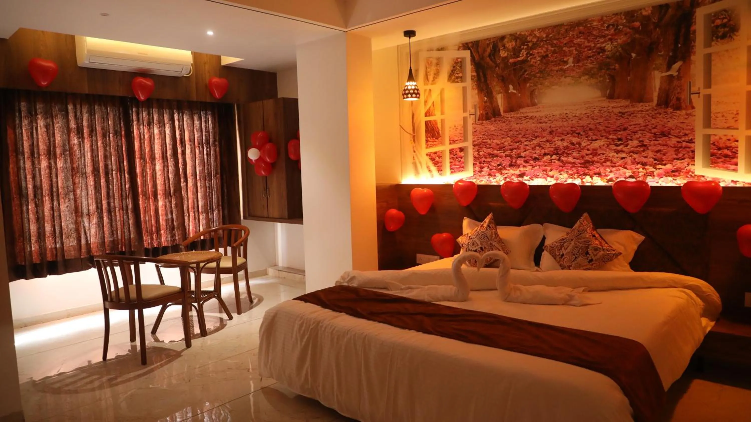 Bed in Hotel The Grand Piano - Best Business Hotel in Patan