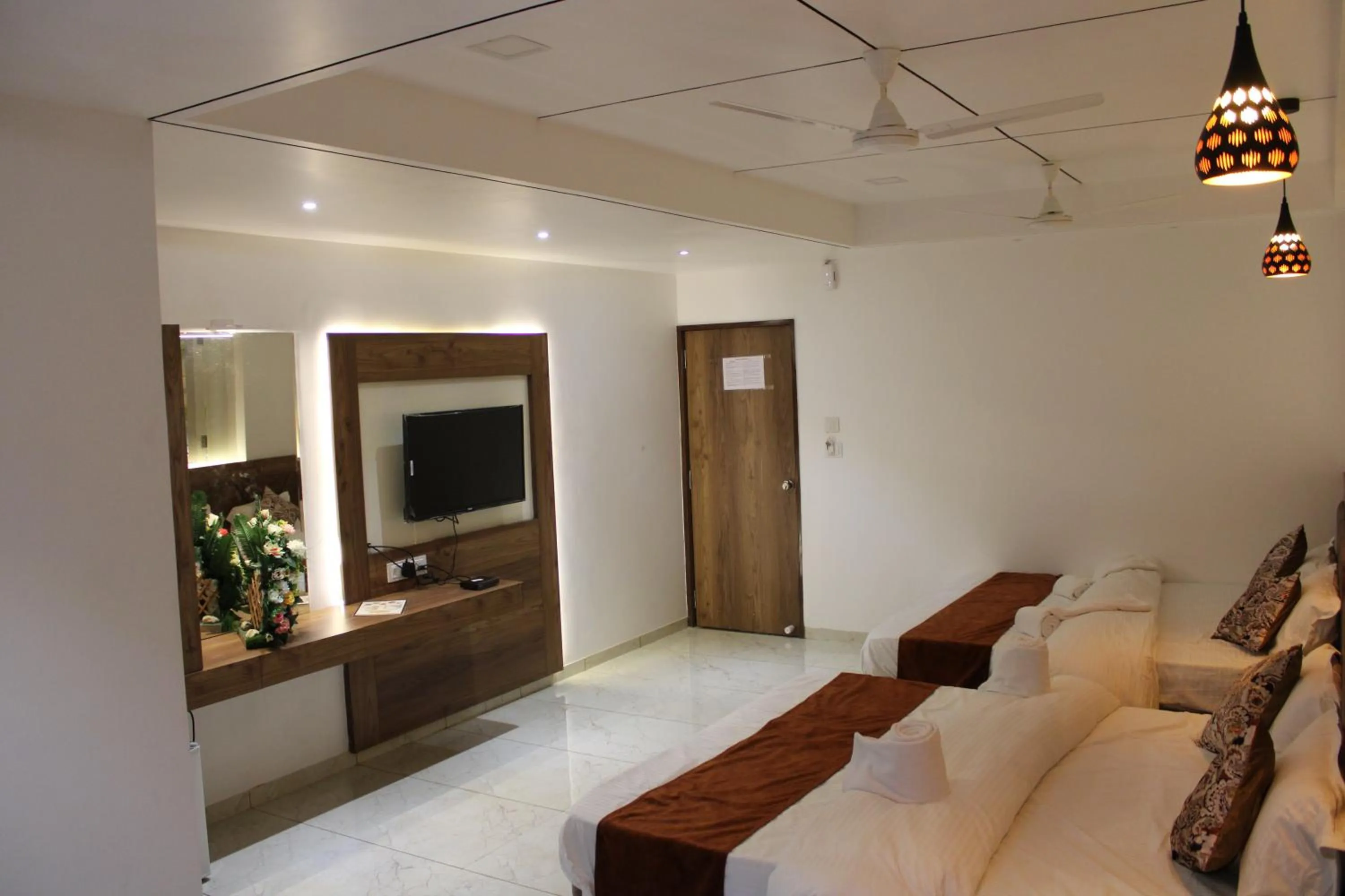 Bed in Hotel The Grand Piano - Best Business Hotel in Patan