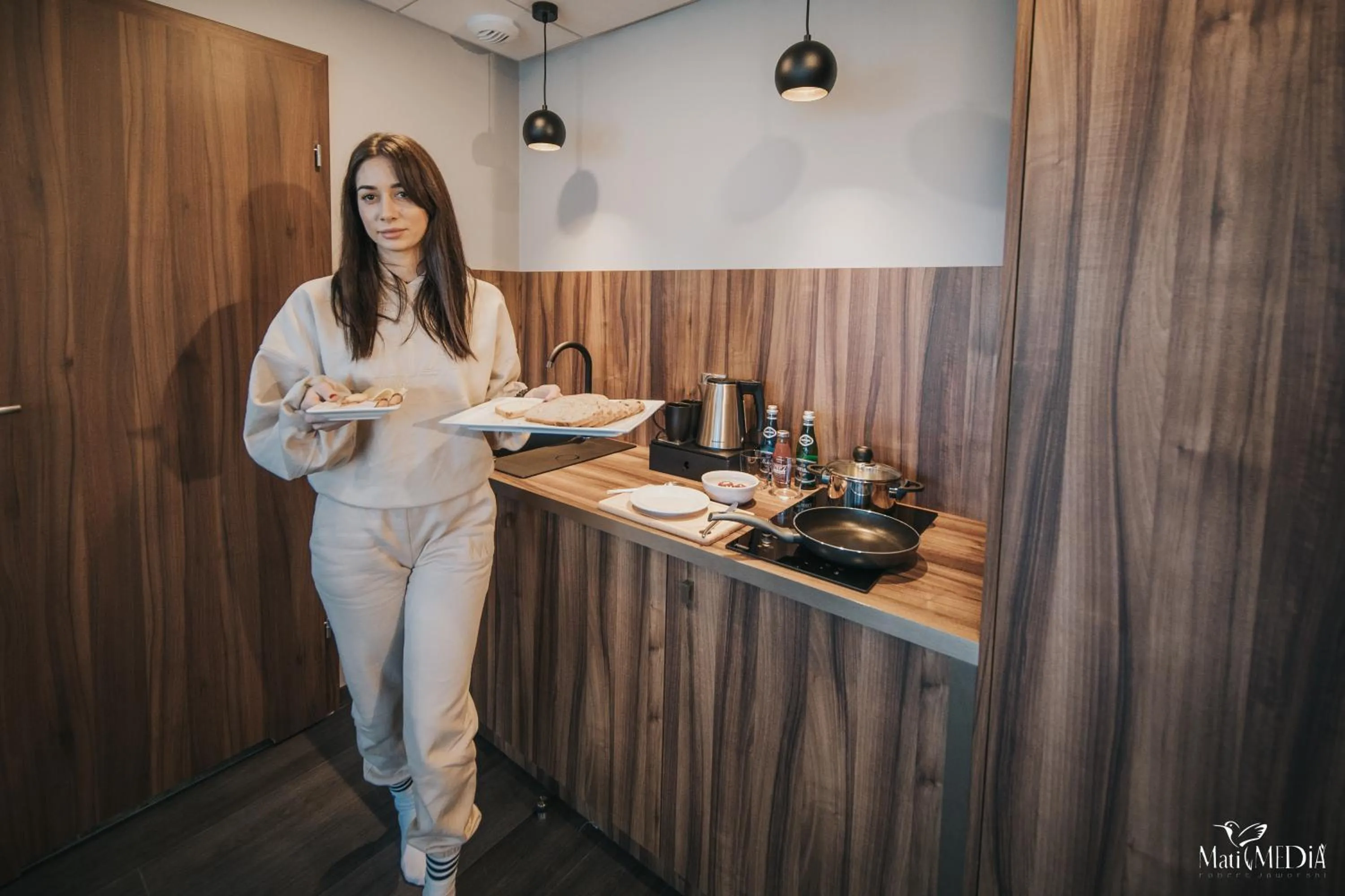 People in Lake Hill Karkonosze Apartments