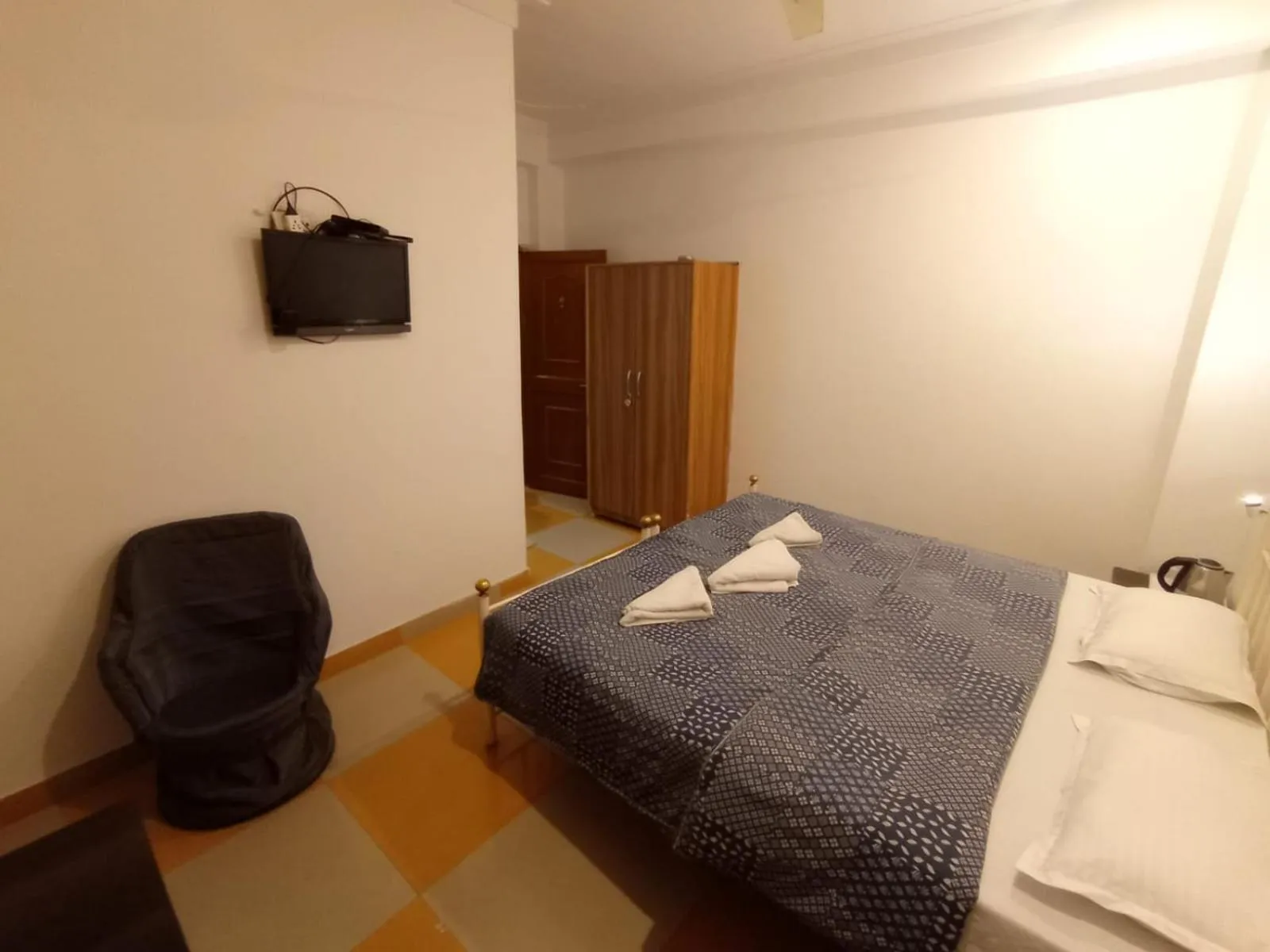 Bed in Little Peepal House