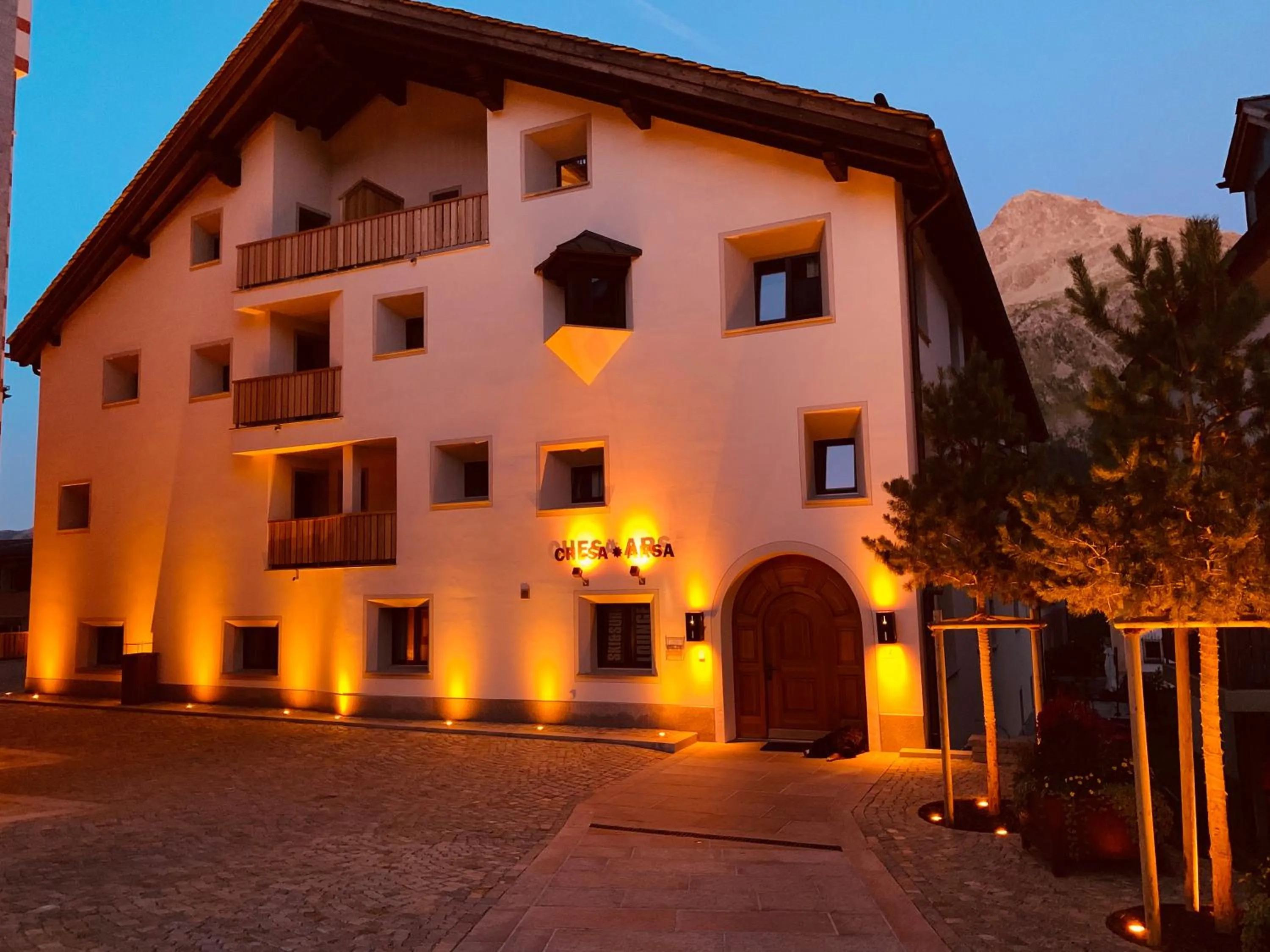 Property building in Arsa Lodge Silvaplana