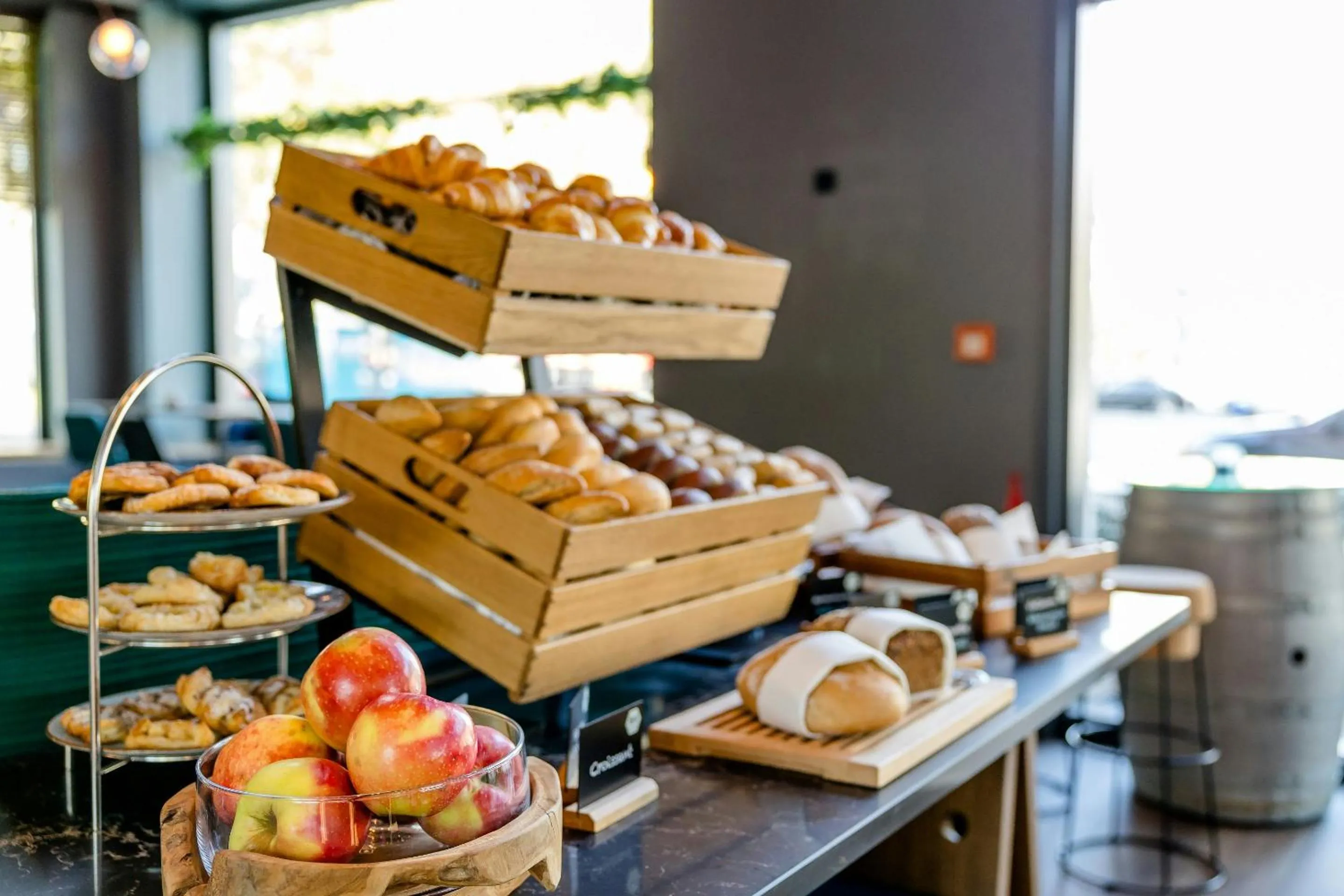 Buffet breakfast in Motel One Wiesbaden