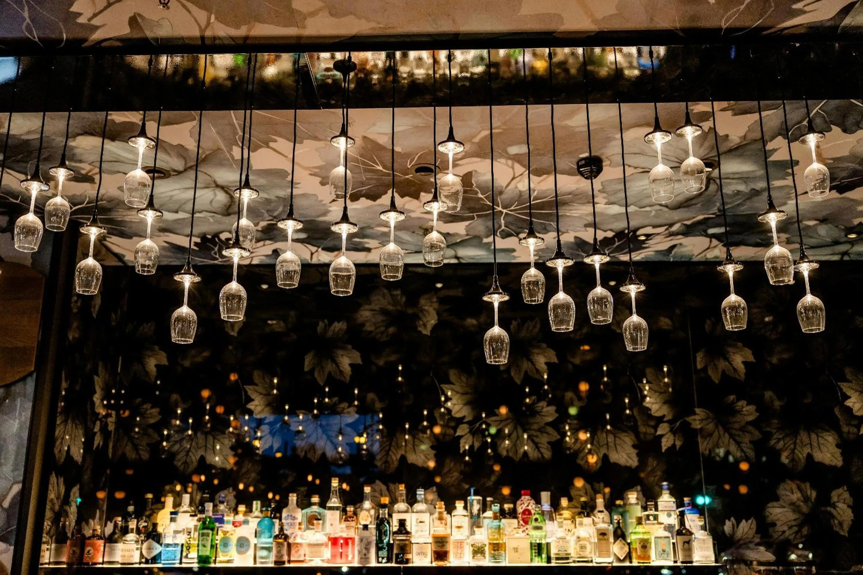 Lounge or bar in Motel One Wiesbaden