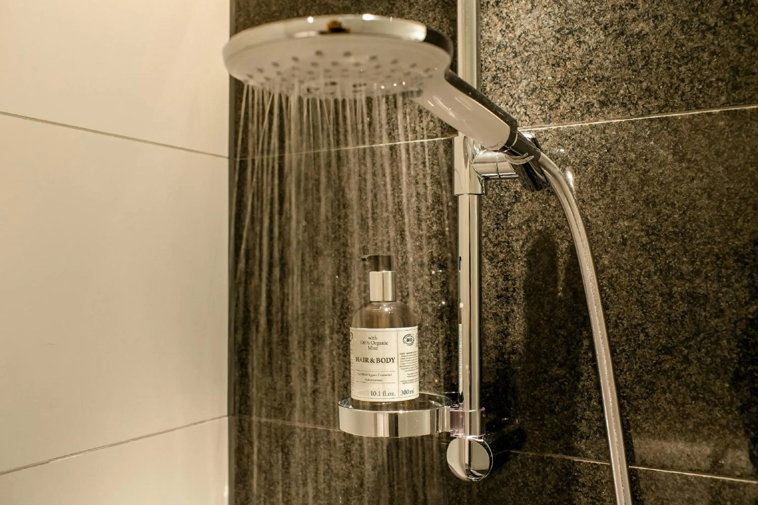 Bathroom in Motel One Wiesbaden