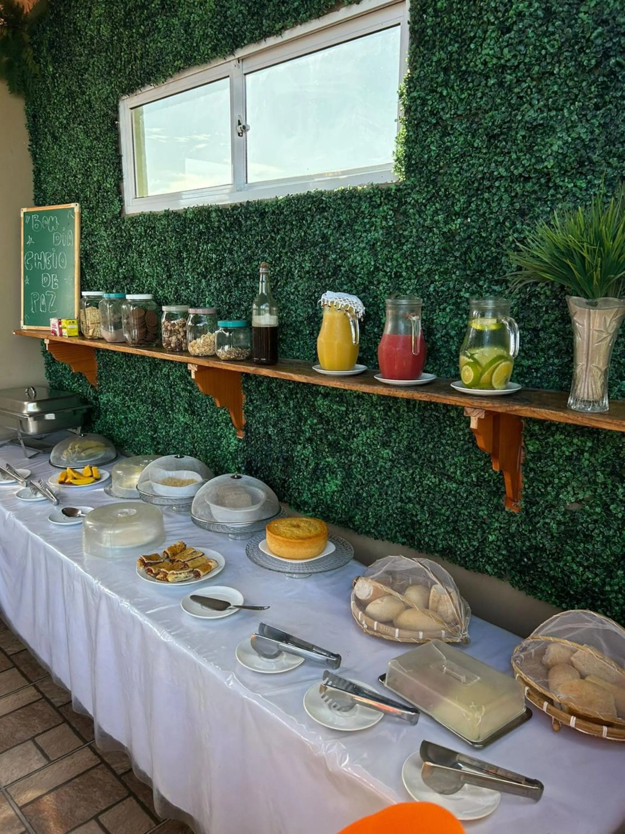 Breakfast in Uru Pousada