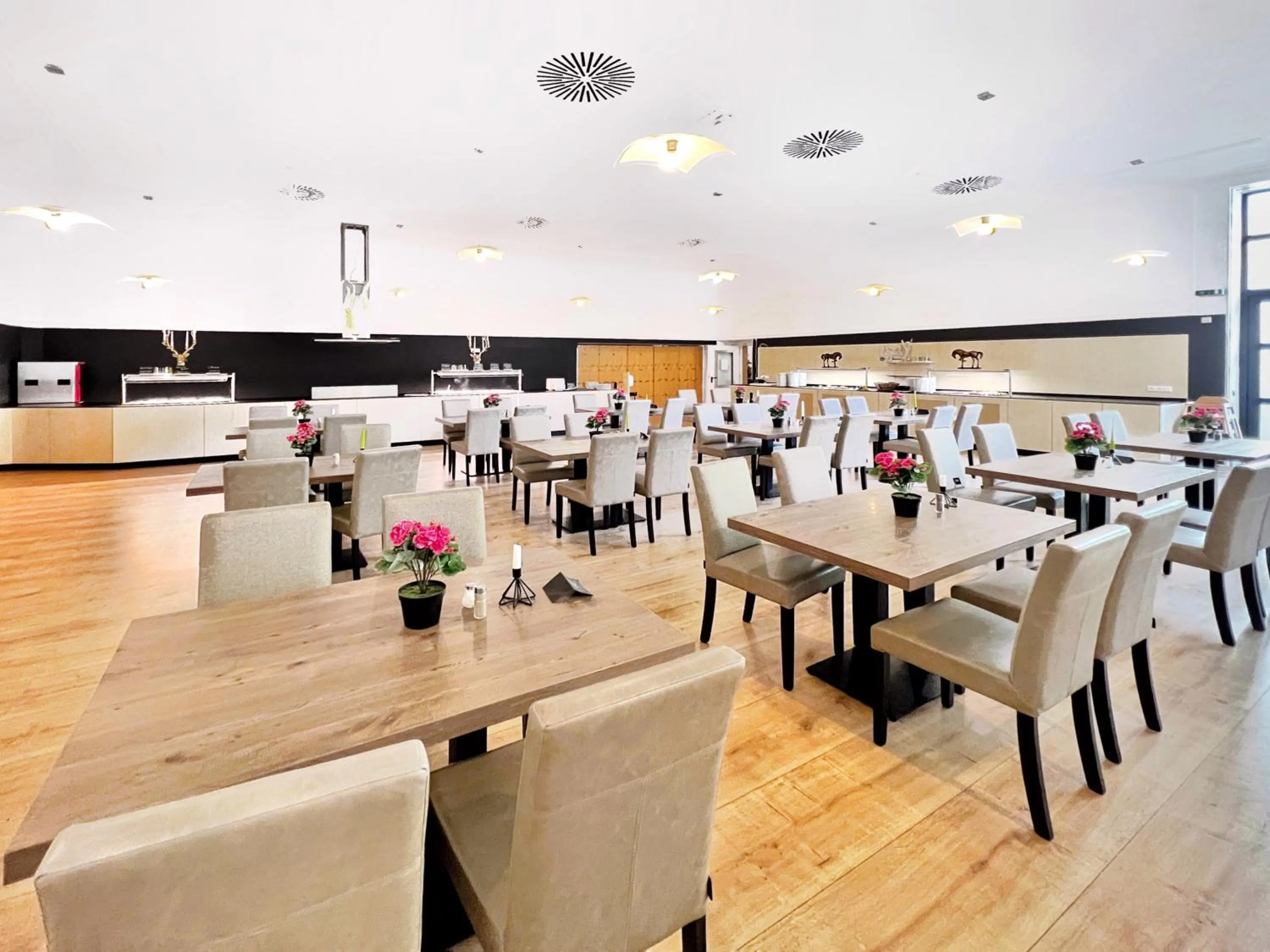 Restaurant/places to eat in WAGNERS Hotel im Frankenwald