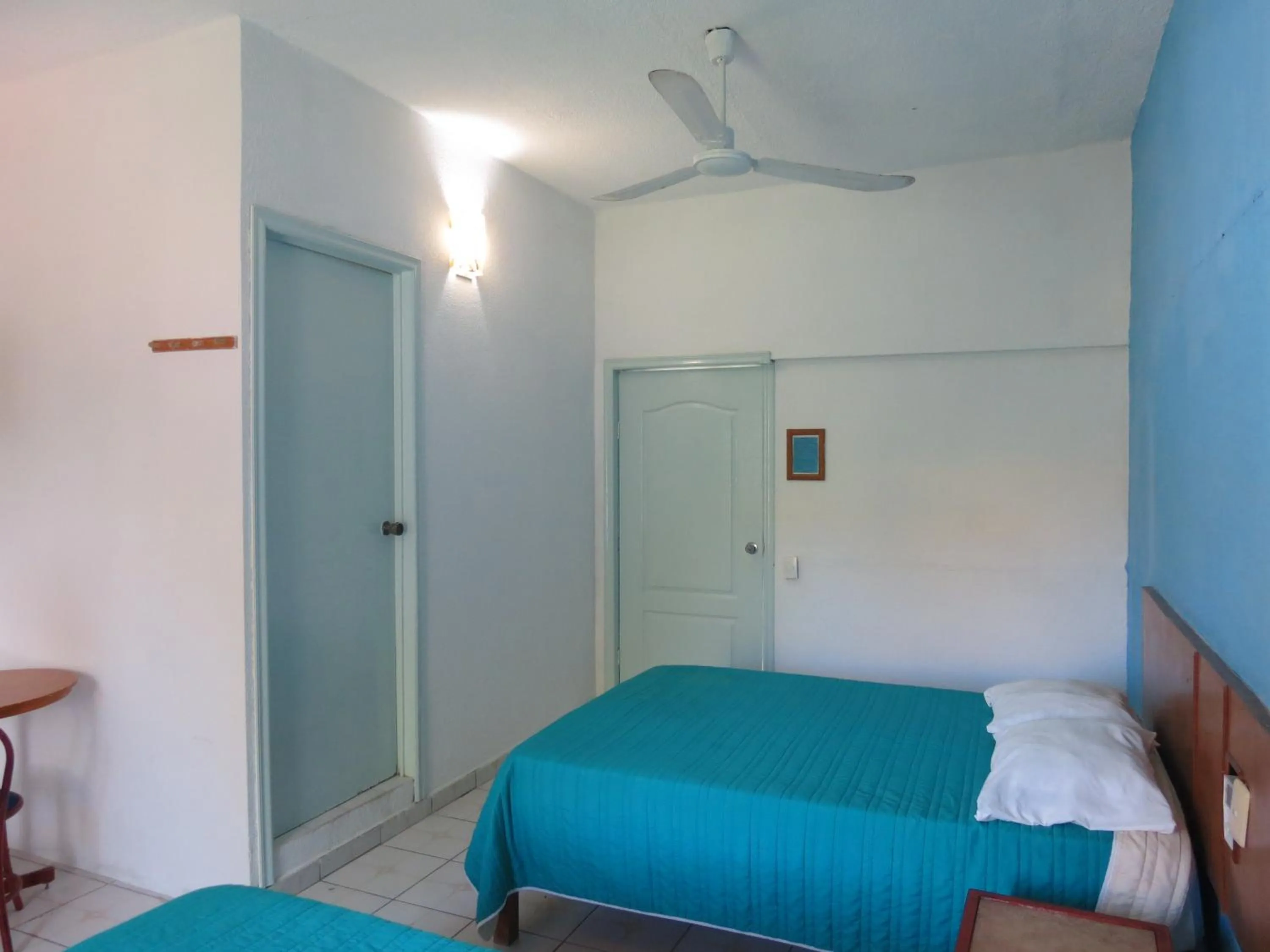 Bedroom in Hotel Albri by Rotamundos