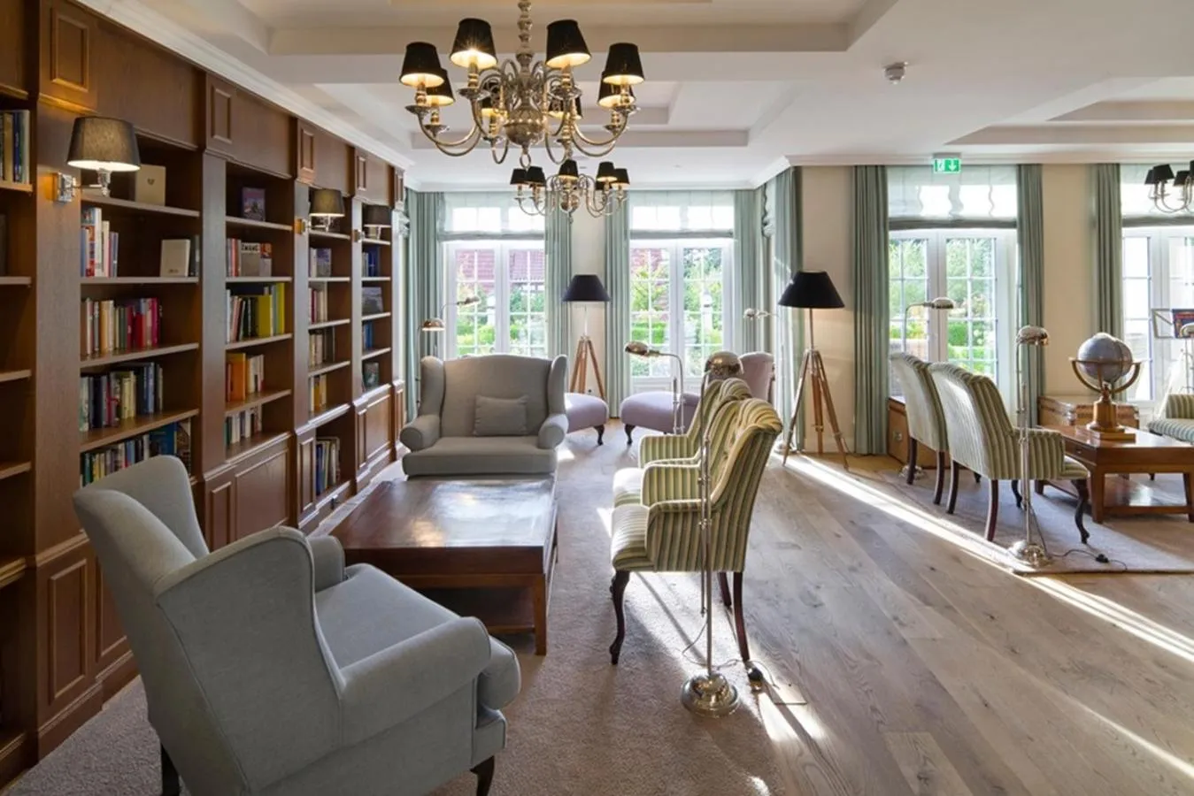 Library in Naturresort & Spa Schindelbruch