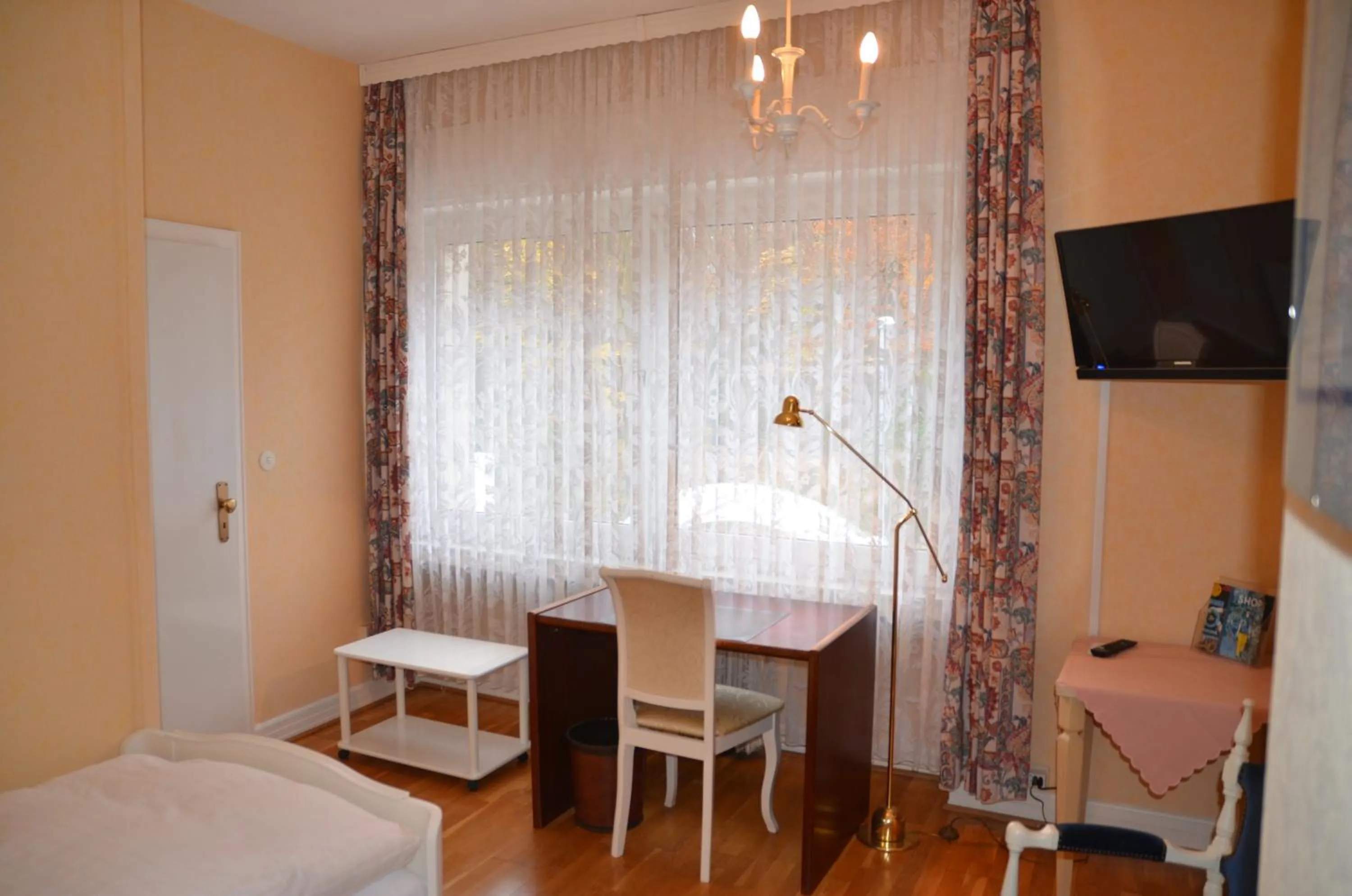 Photo of the whole room, Bed in Hotel Waldersee