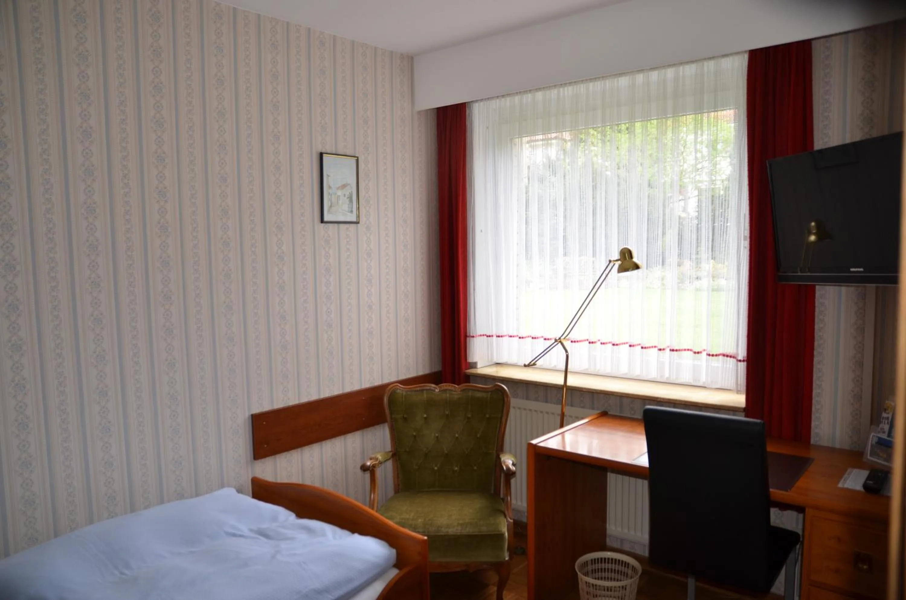 Photo of the whole room, Bed in Hotel Waldersee