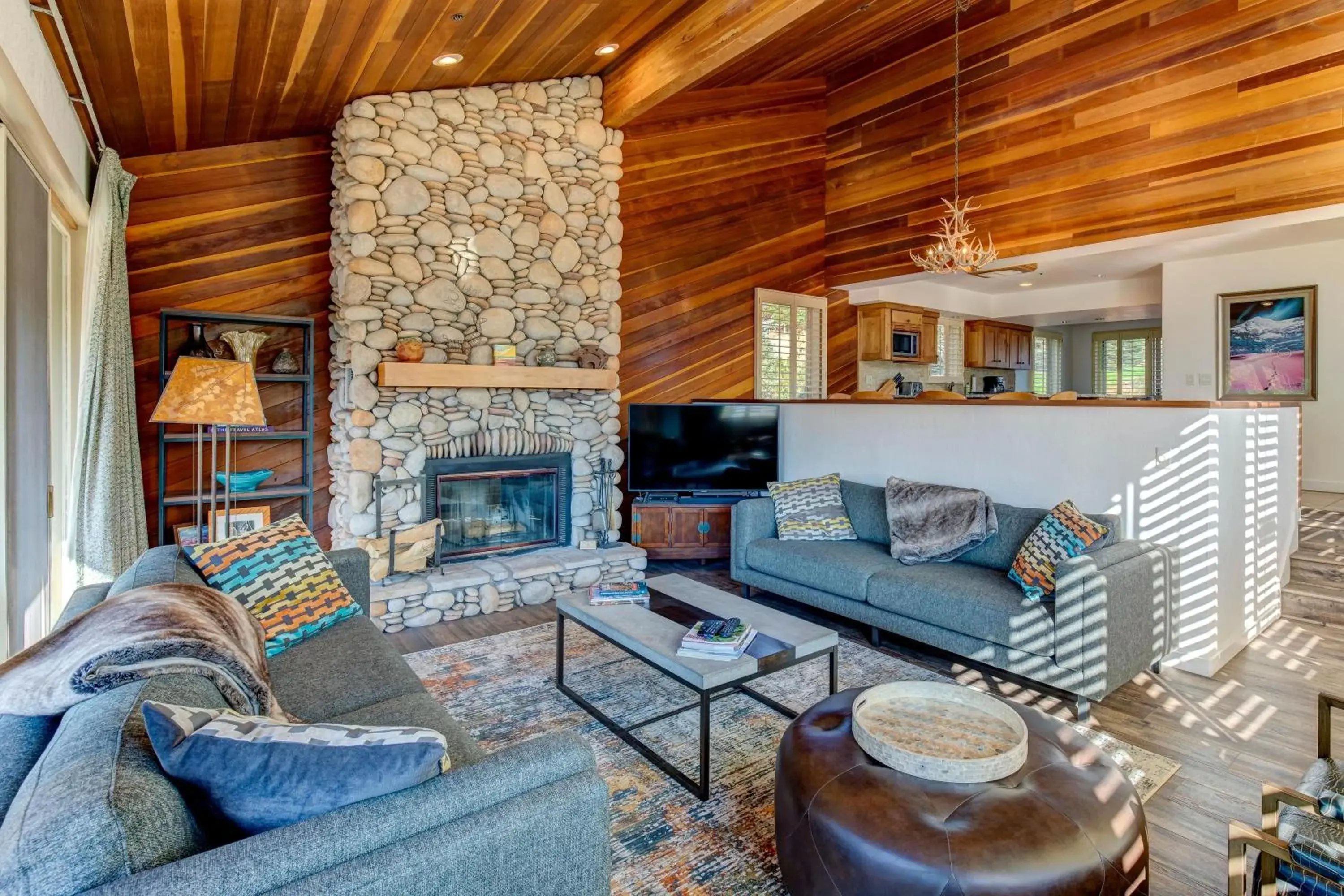 Fairway Village 2570 Fairway Village 2570