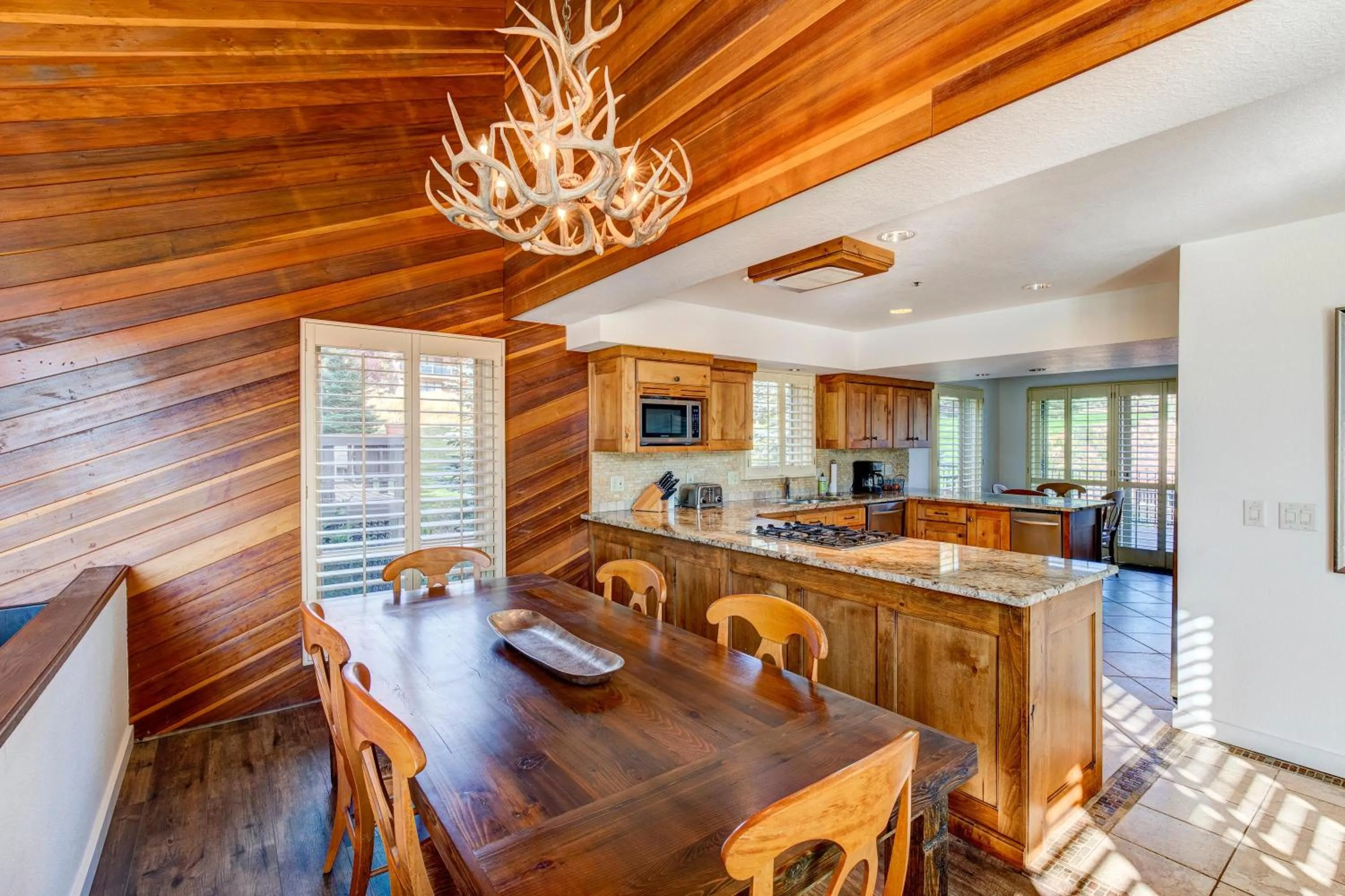 Fairway Village 2570