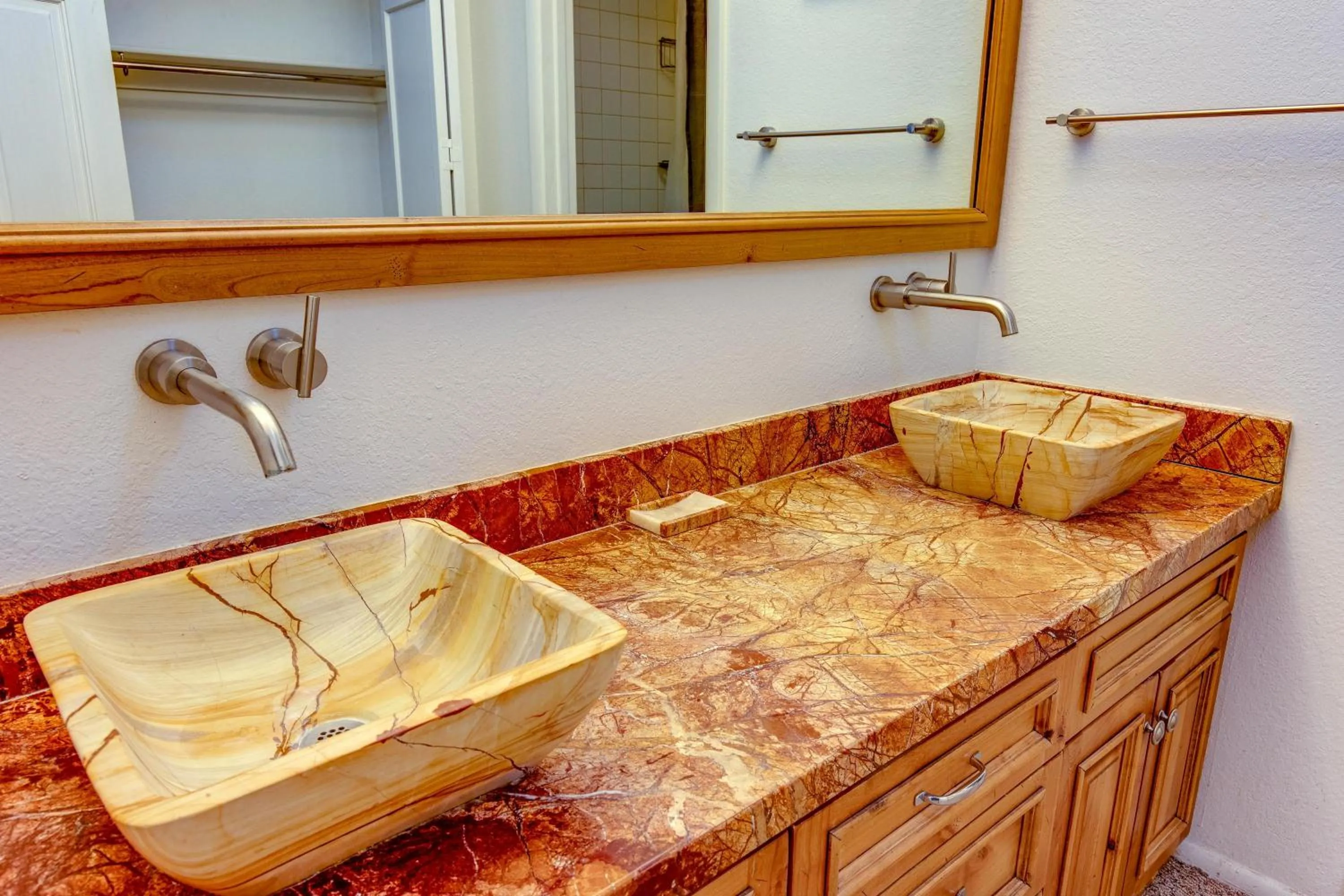 Fairway Village 2570