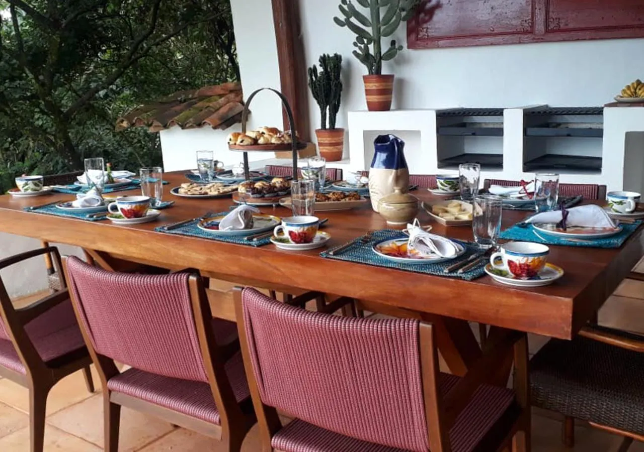 Buffet breakfast in Casa Yahri