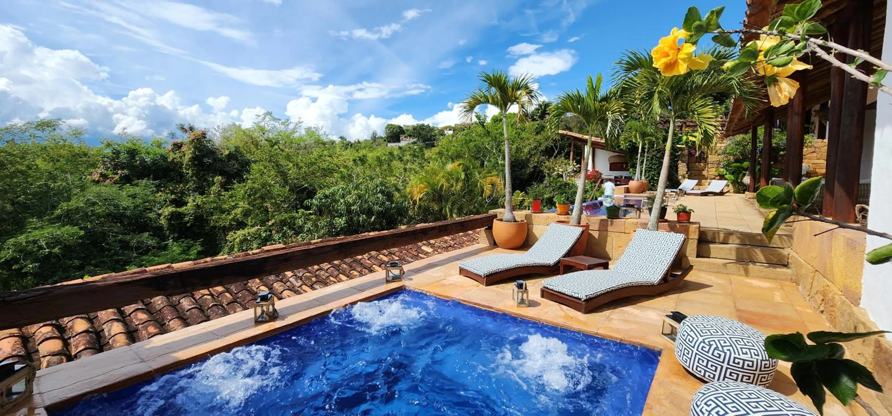 Pool view in Casa Yahri