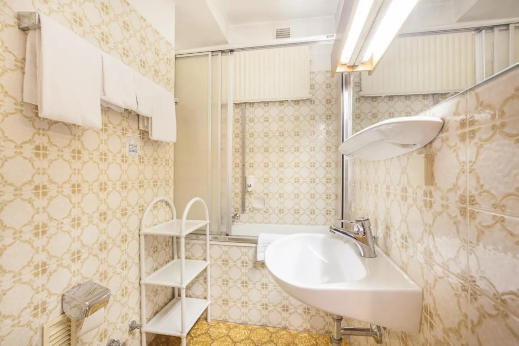 Bathroom in Hotel Union by TM