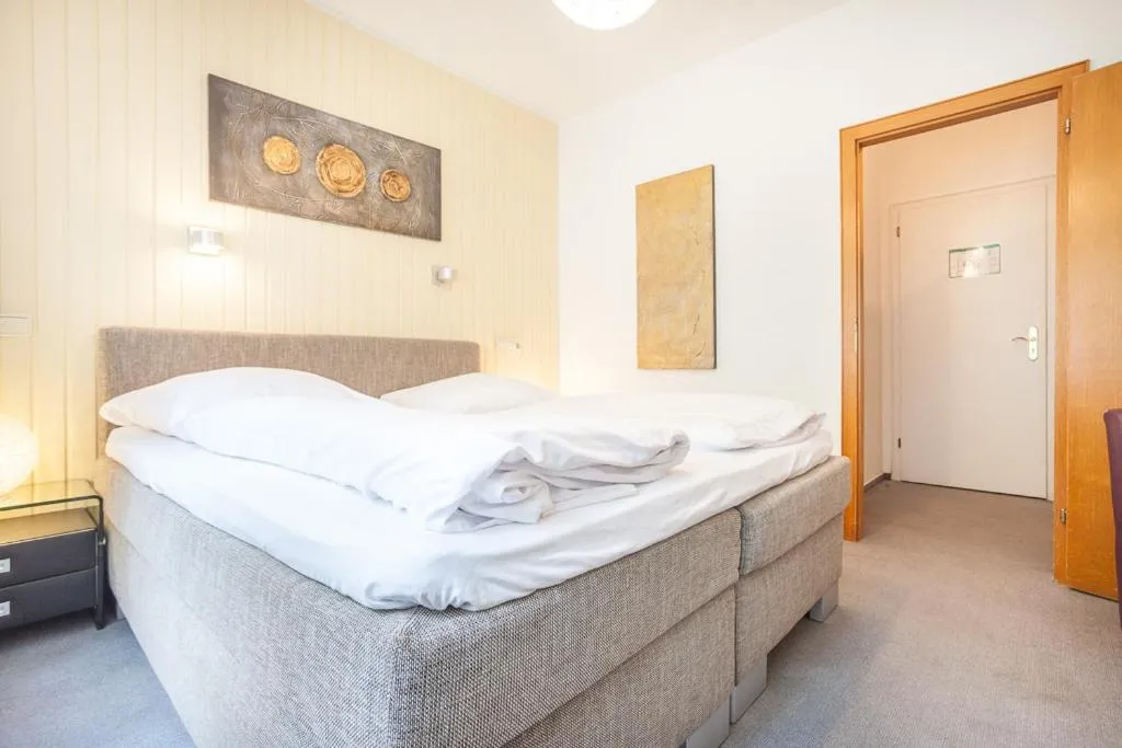 Photo of the whole room, Bed in Hotel Union by TM