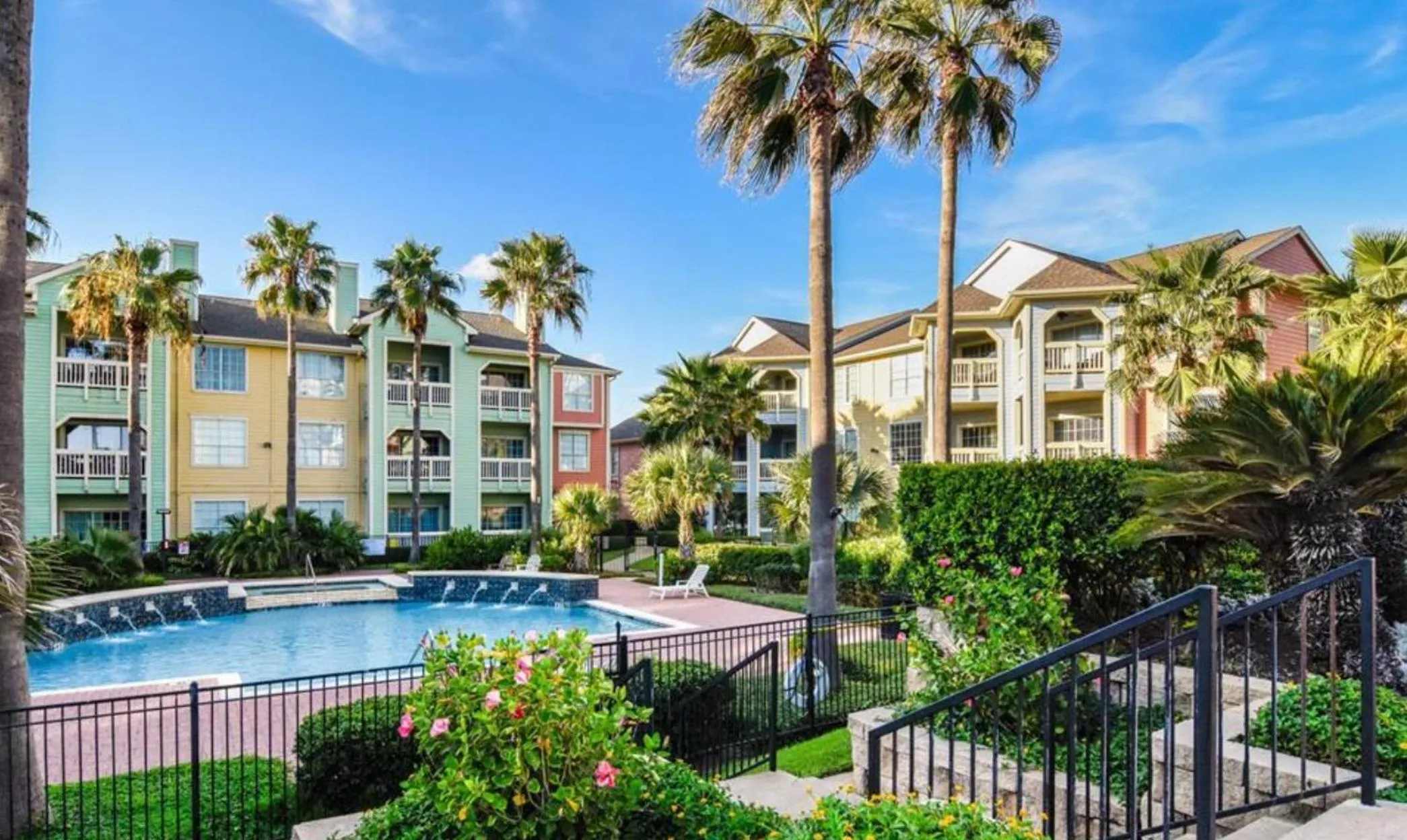 Property building in The Dawn Oceanfront Condo on Seawall Blvd