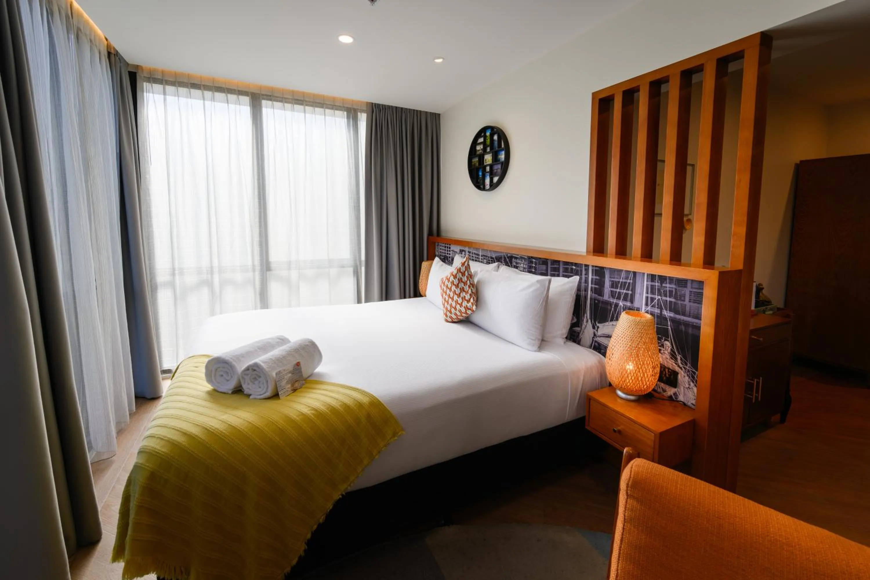 Bed in Ohtel Auckland