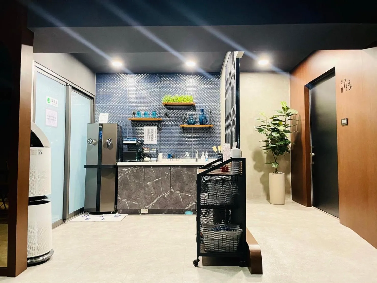 Coffee/tea facilities in Holo Hotel Tainan