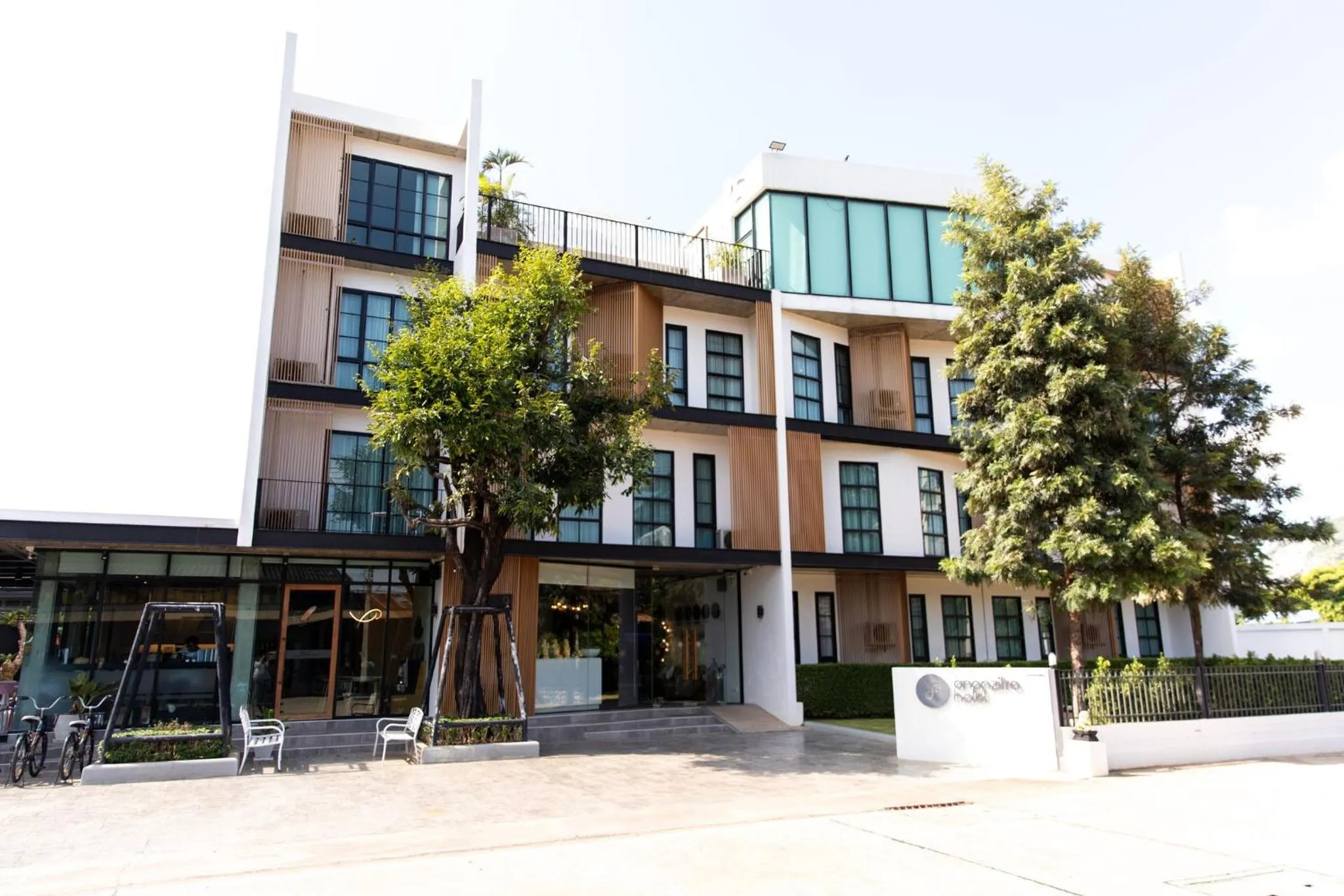 Property building in Ananzitra Hotel