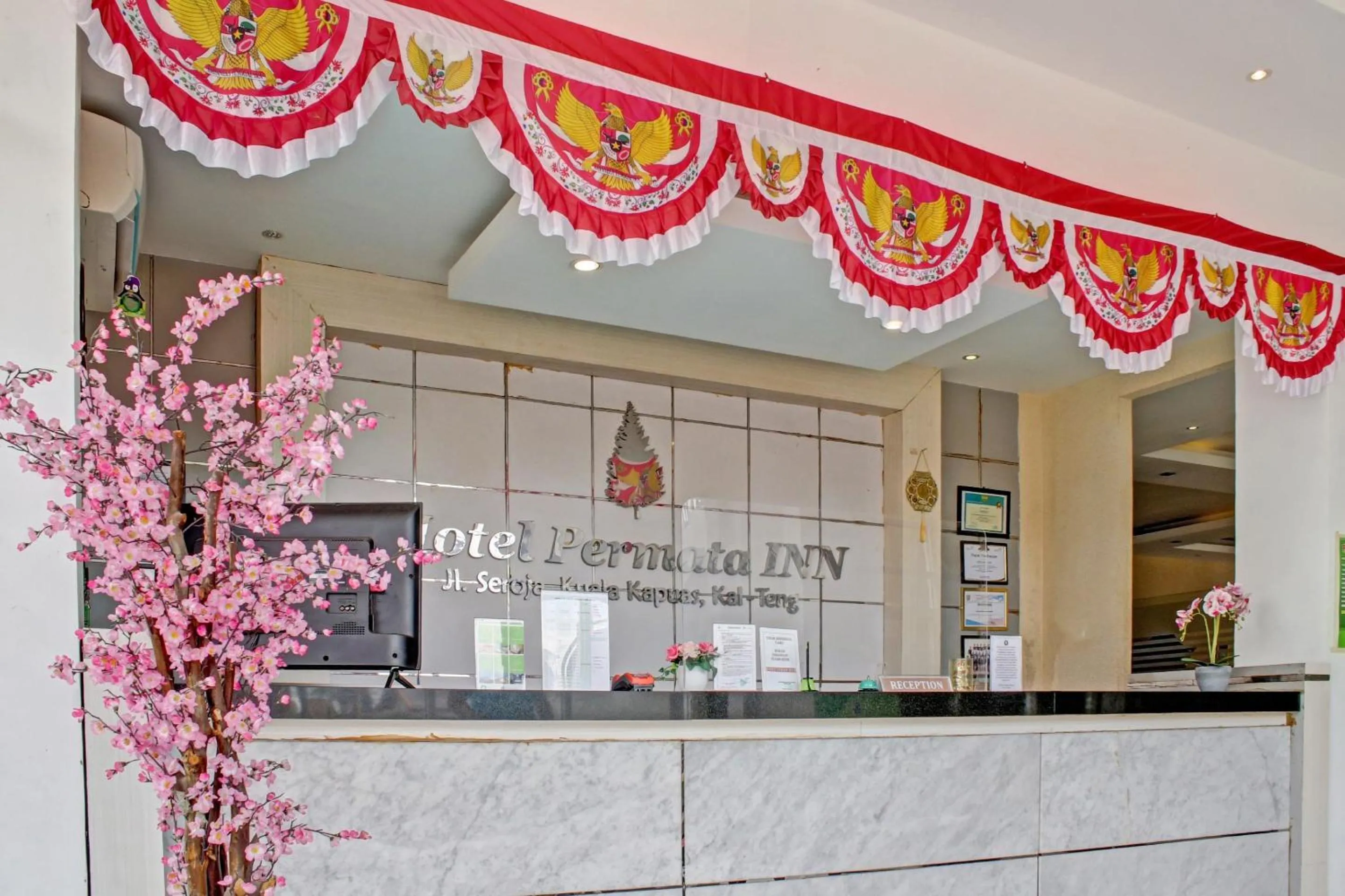 Lobby or reception in Hotel O Permata Inn