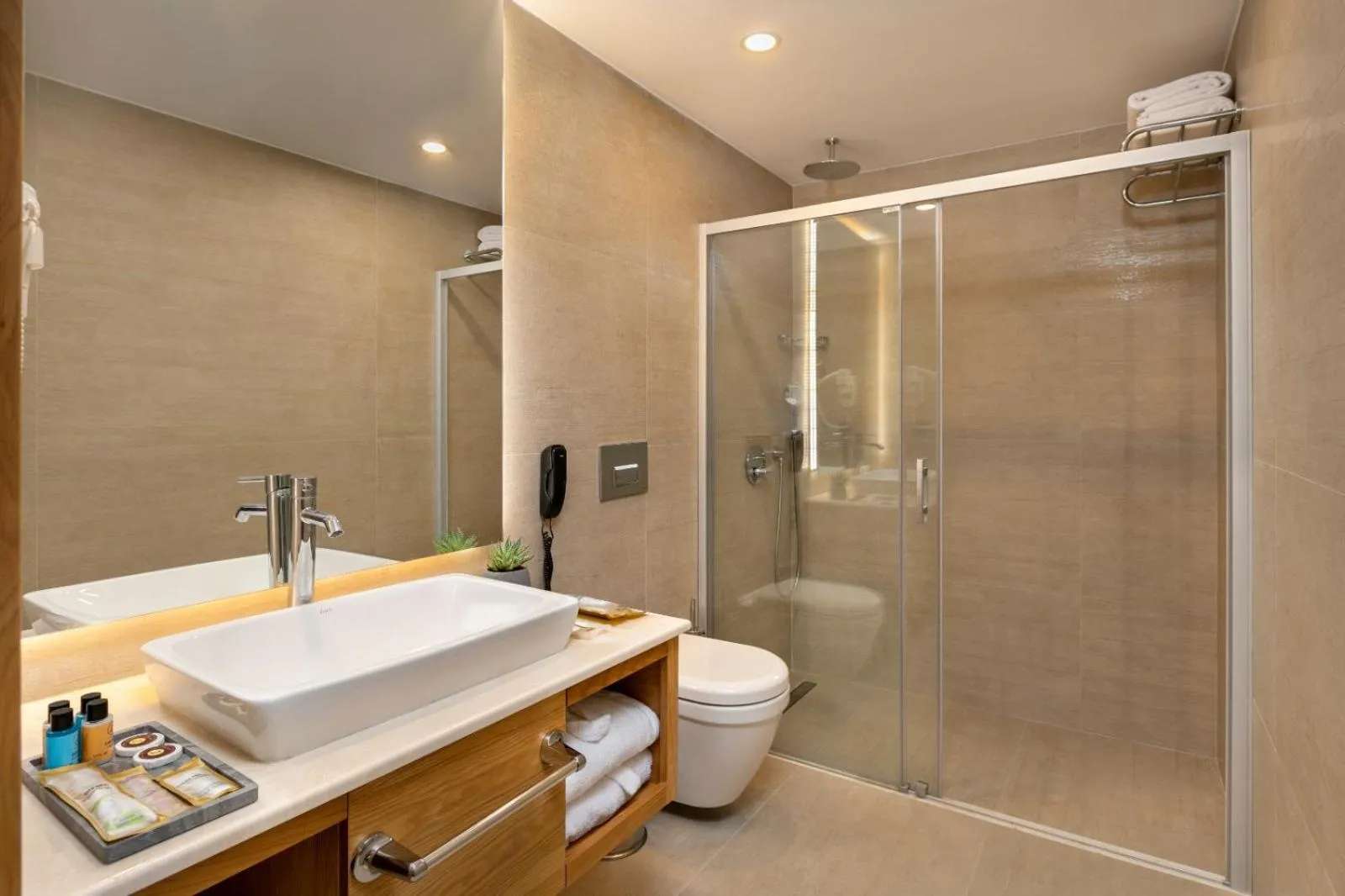 Bathroom in Pukka Hotel