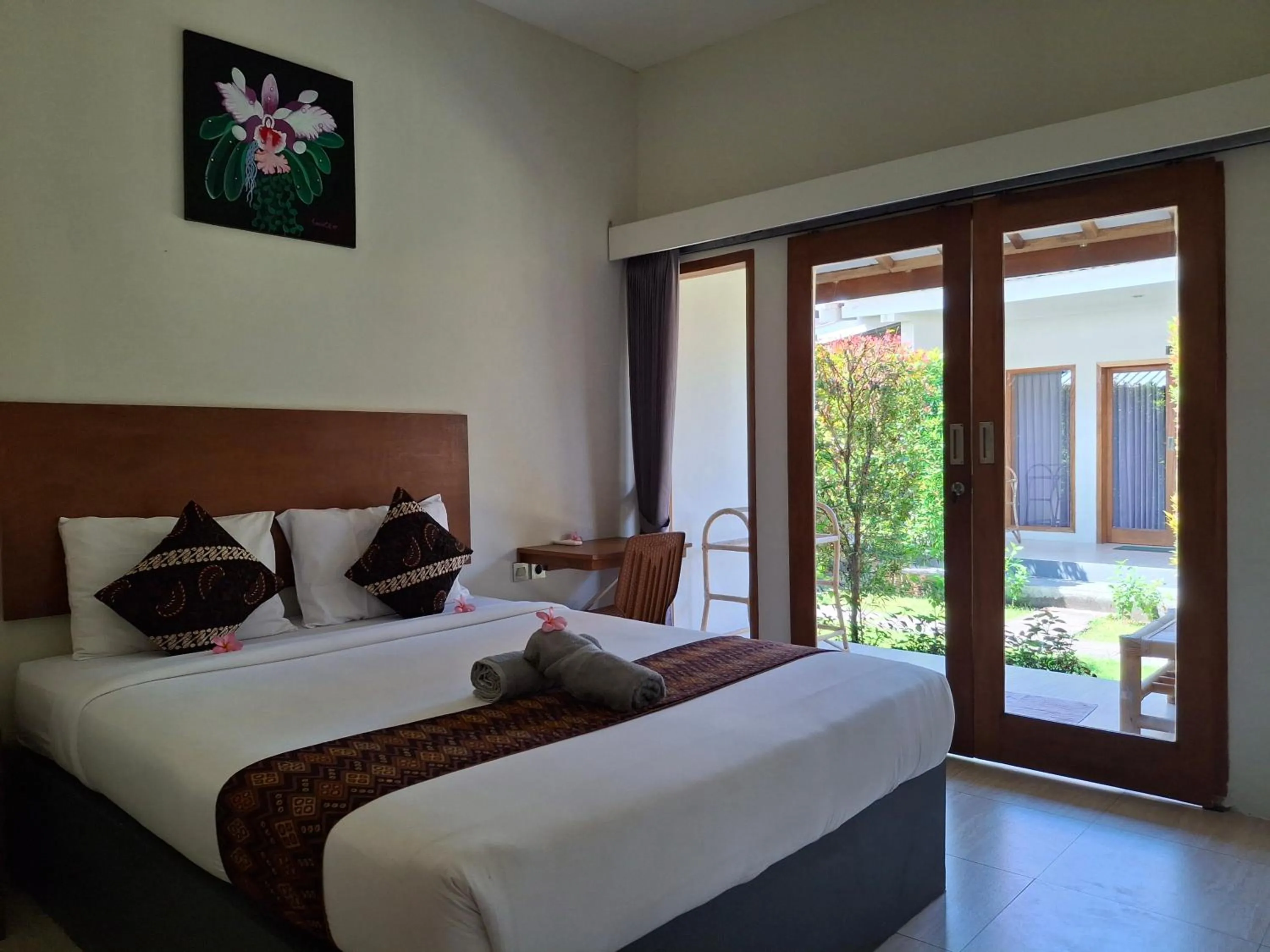 Bed in Sammy Cottage Senggigi