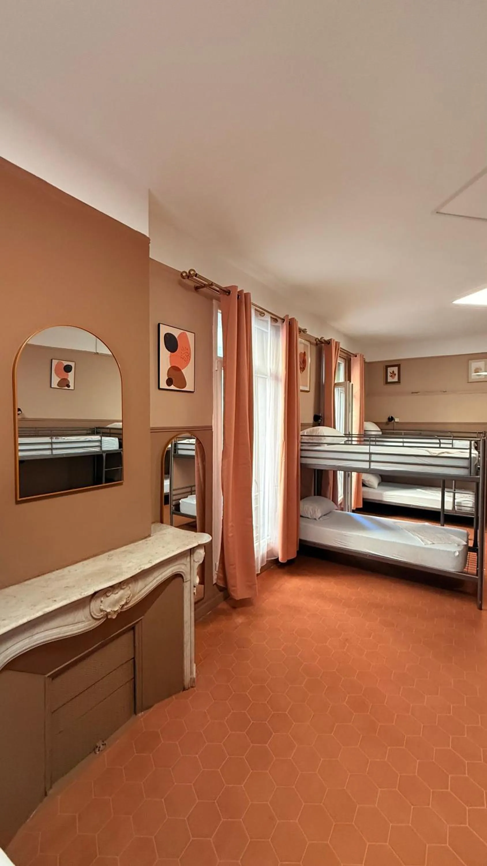 Bed in HOTEL SYLVABELLE