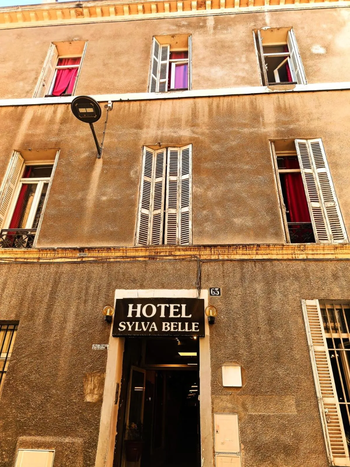 Facade/entrance in HOTEL SYLVABELLE
