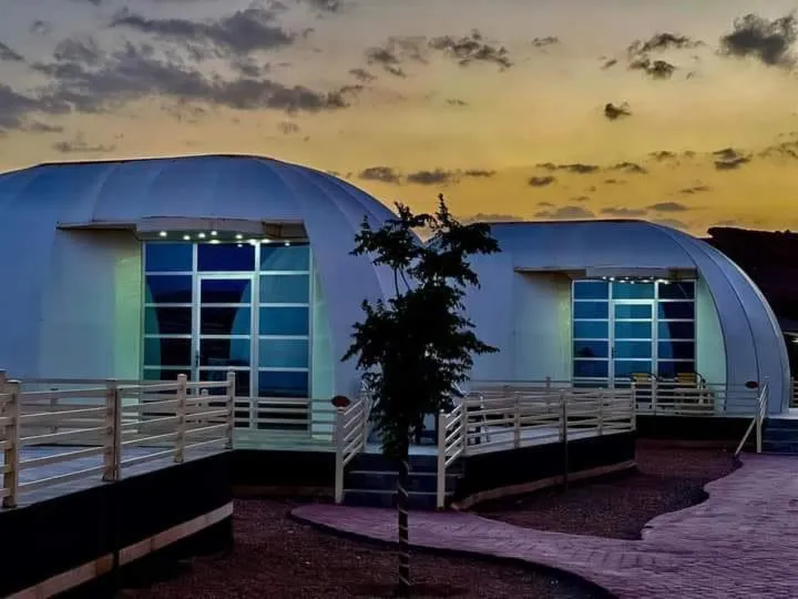 Rum Oasis Luxury Camp