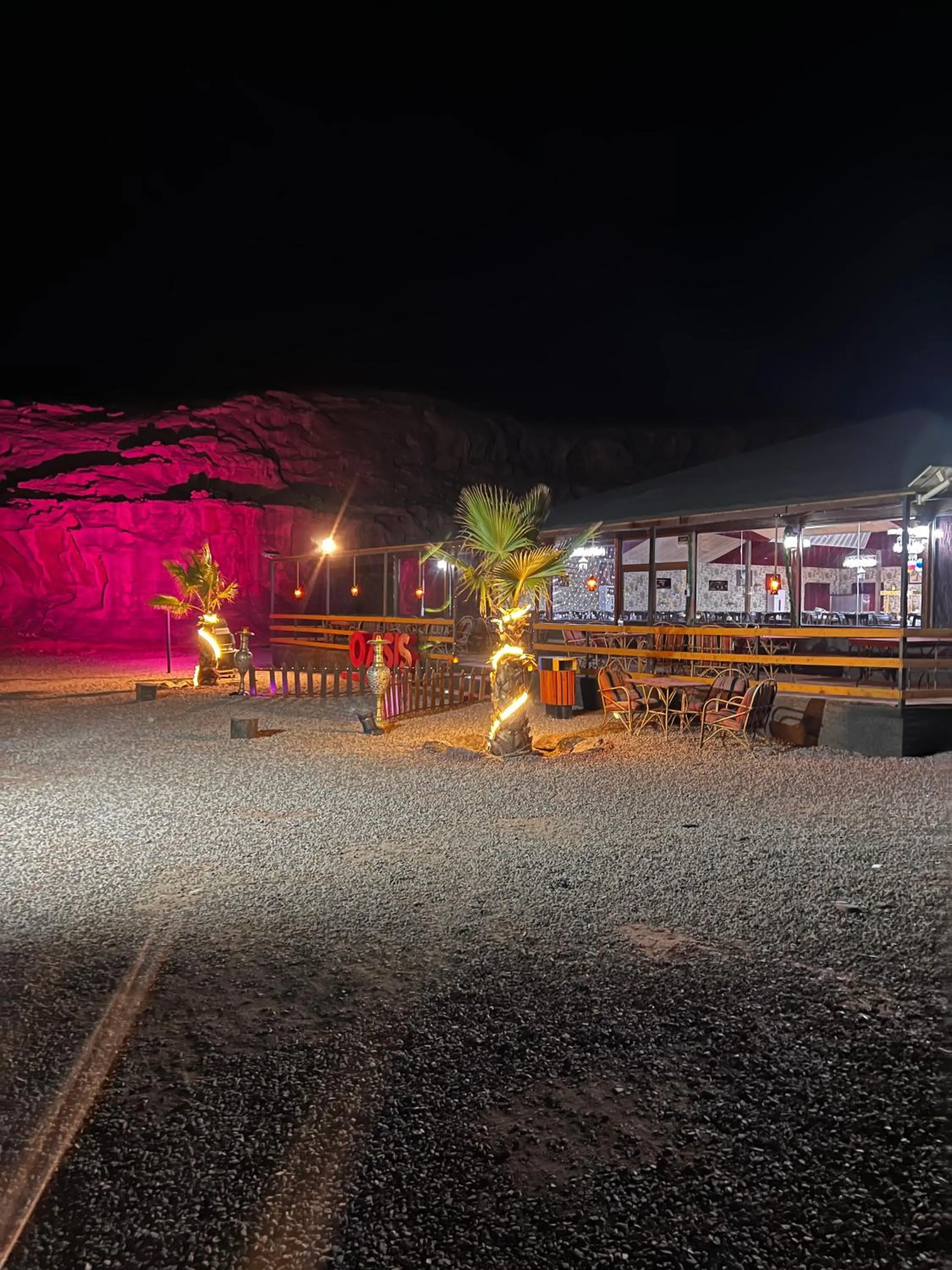 Restaurant/places to eat in Rum Oasis Luxury Camp