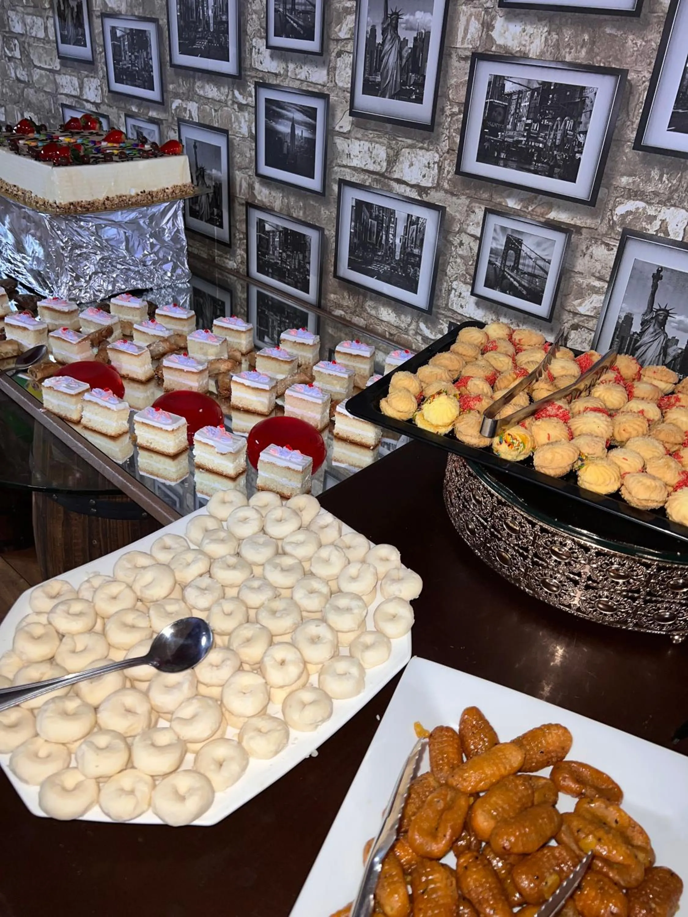 Dinner in Rum Oasis Luxury Camp