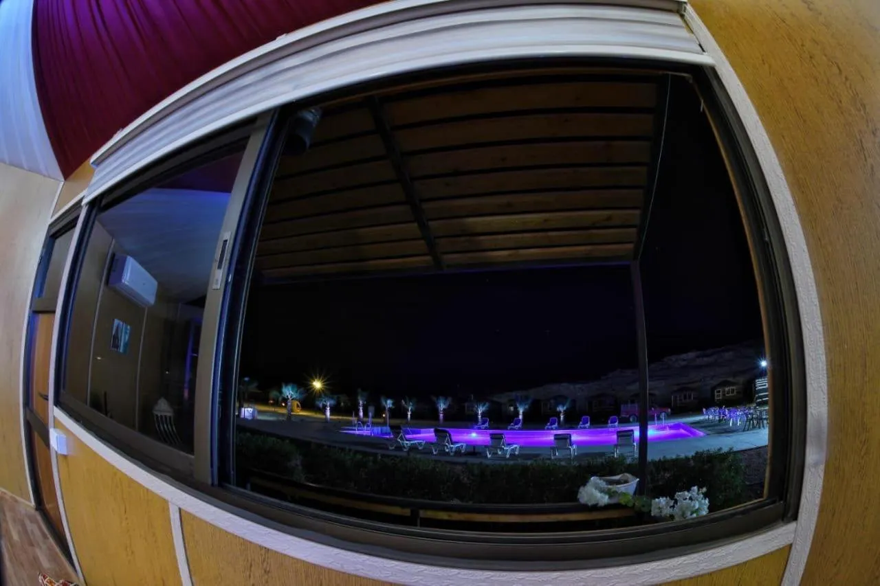 Rum Oasis Luxury Camp