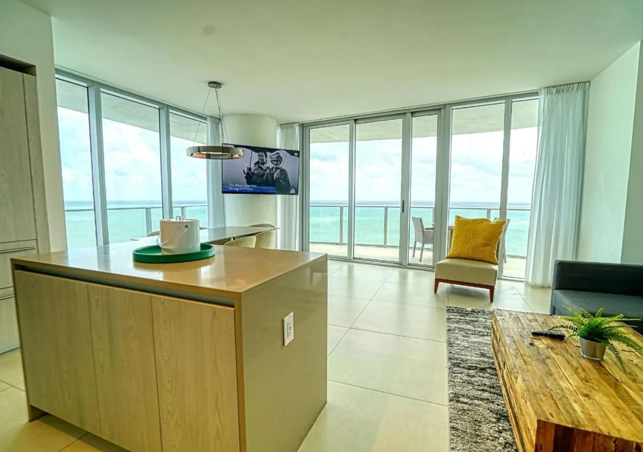 Hyde Resorts on Miami Hollywood by MRA