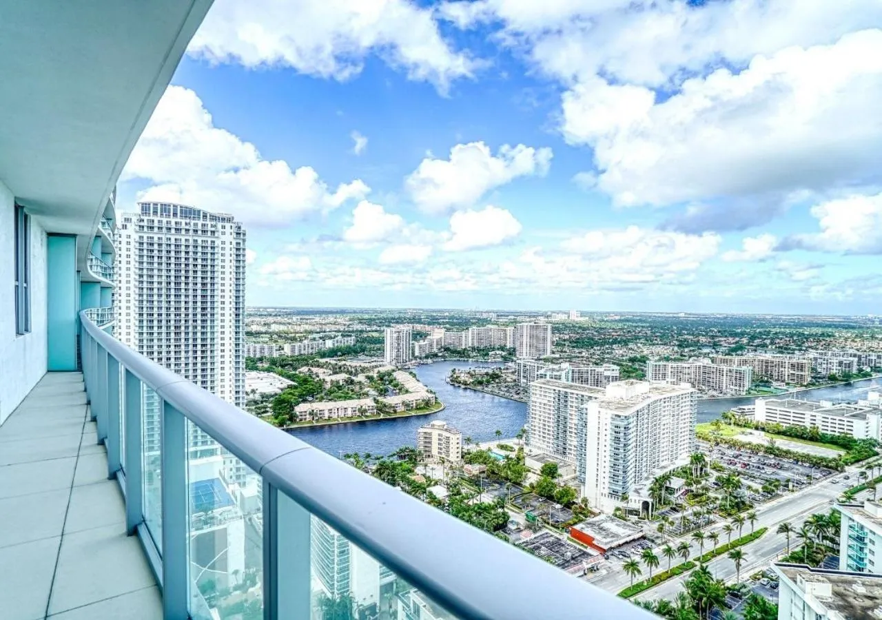 Hyde Resorts on Miami Hollywood by MRA