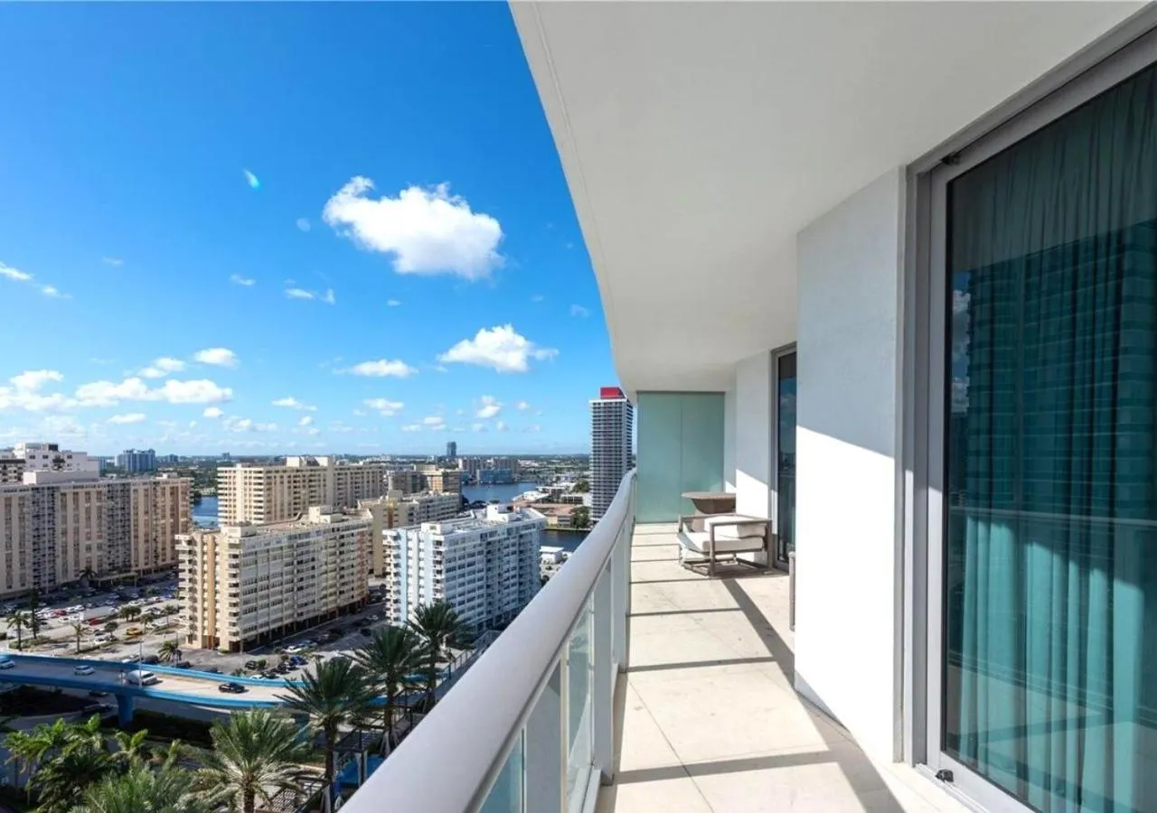 Hyde Resorts on Miami Hollywood by MRA