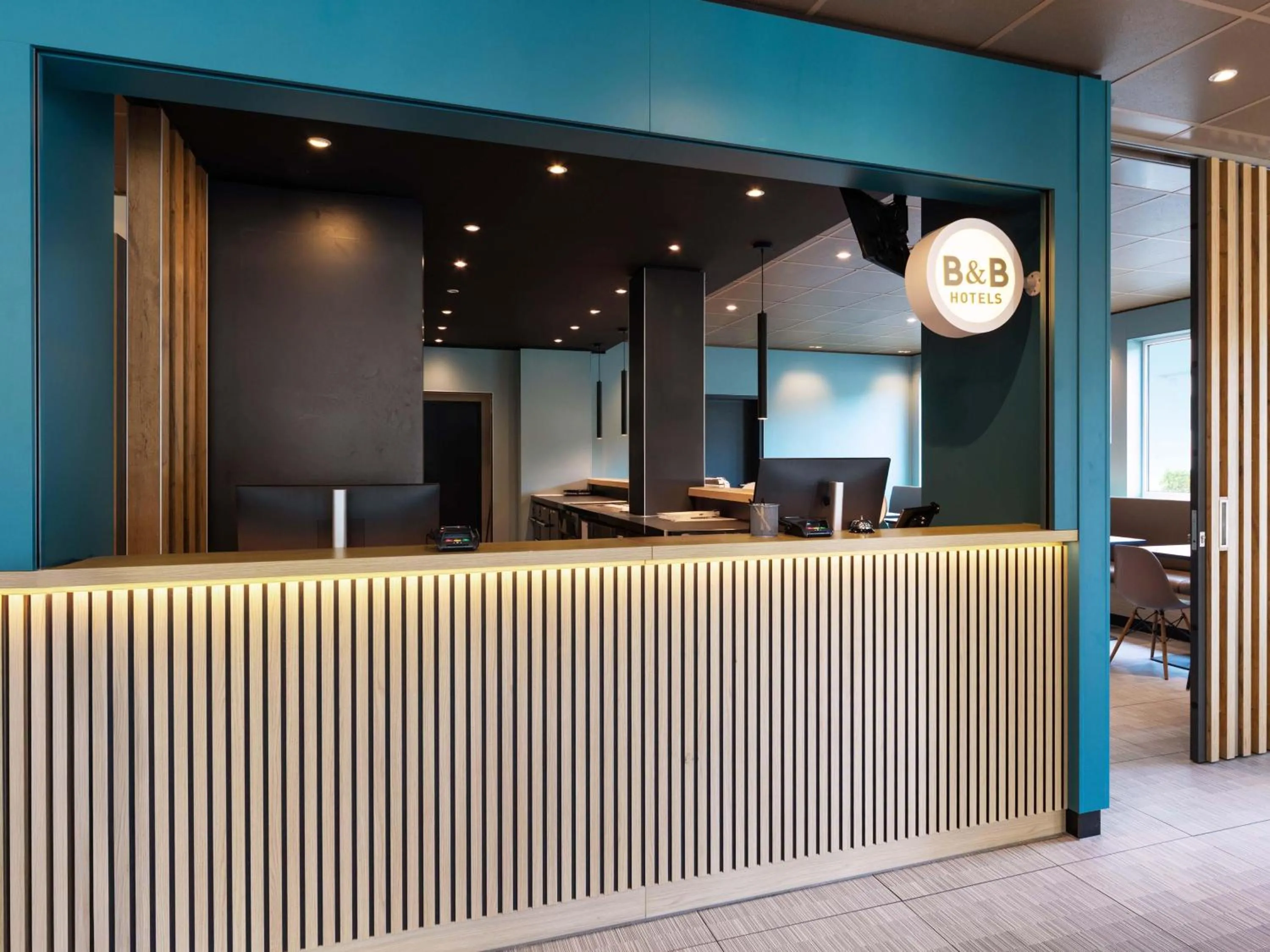 Lobby or reception in B&B HOTEL Wuppertal-City