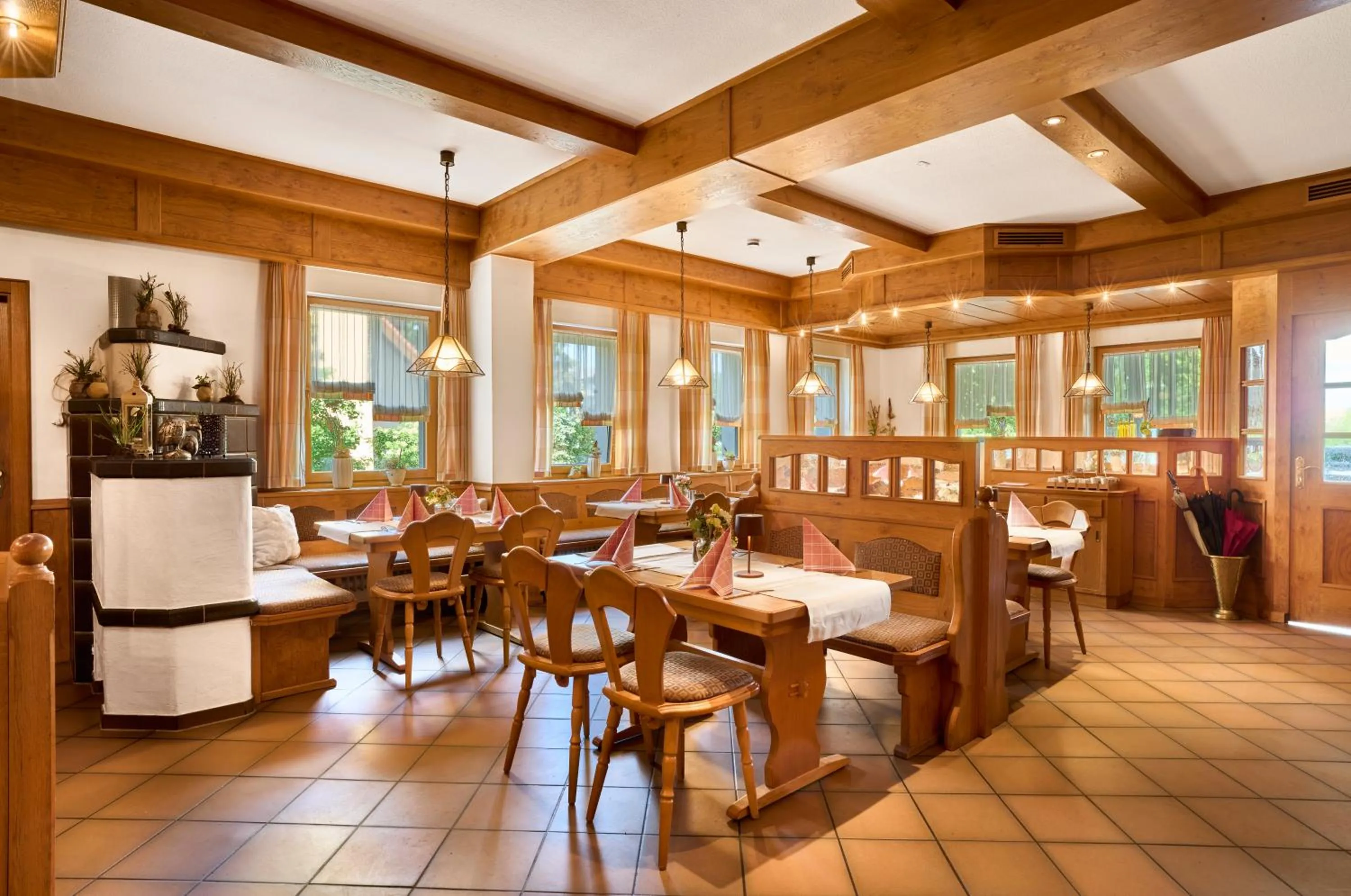 Restaurant/places to eat in Landhotel Seerose