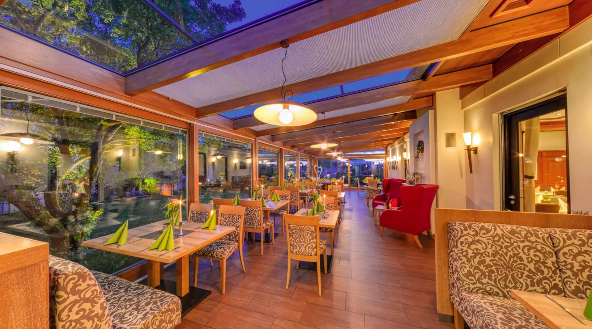 Restaurant/places to eat in Landhotel Seerose