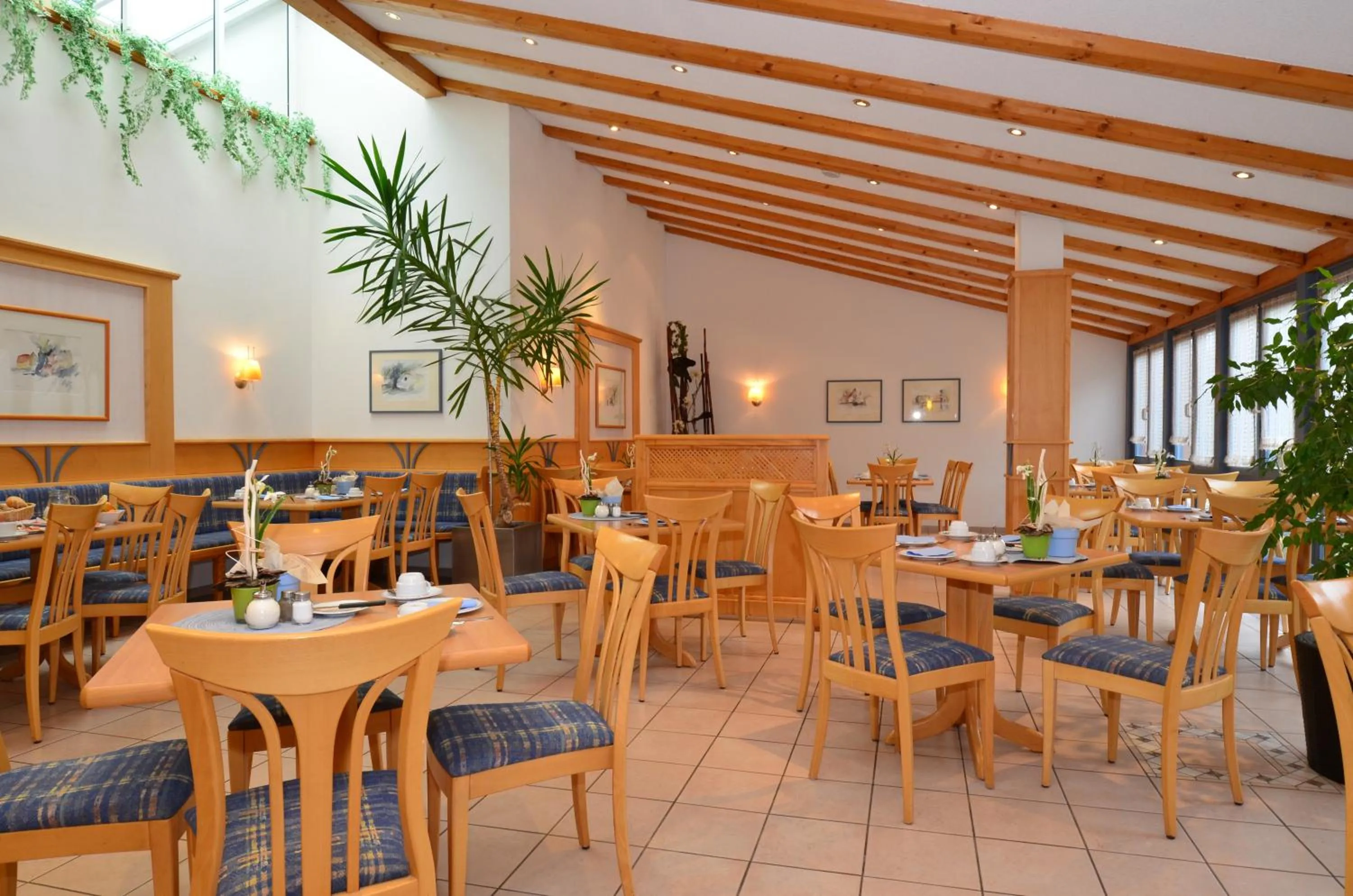 Restaurant/places to eat in Landhotel Seerose