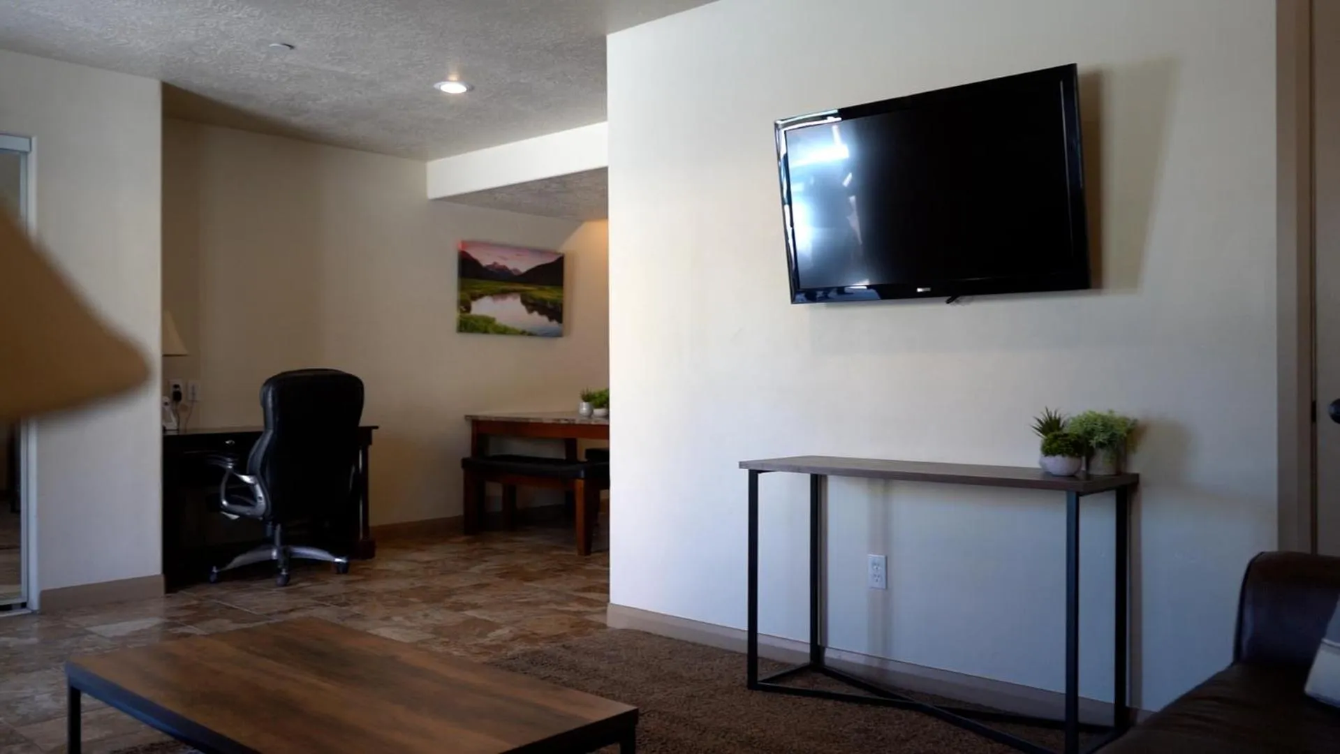 Other in Duchesne Suites