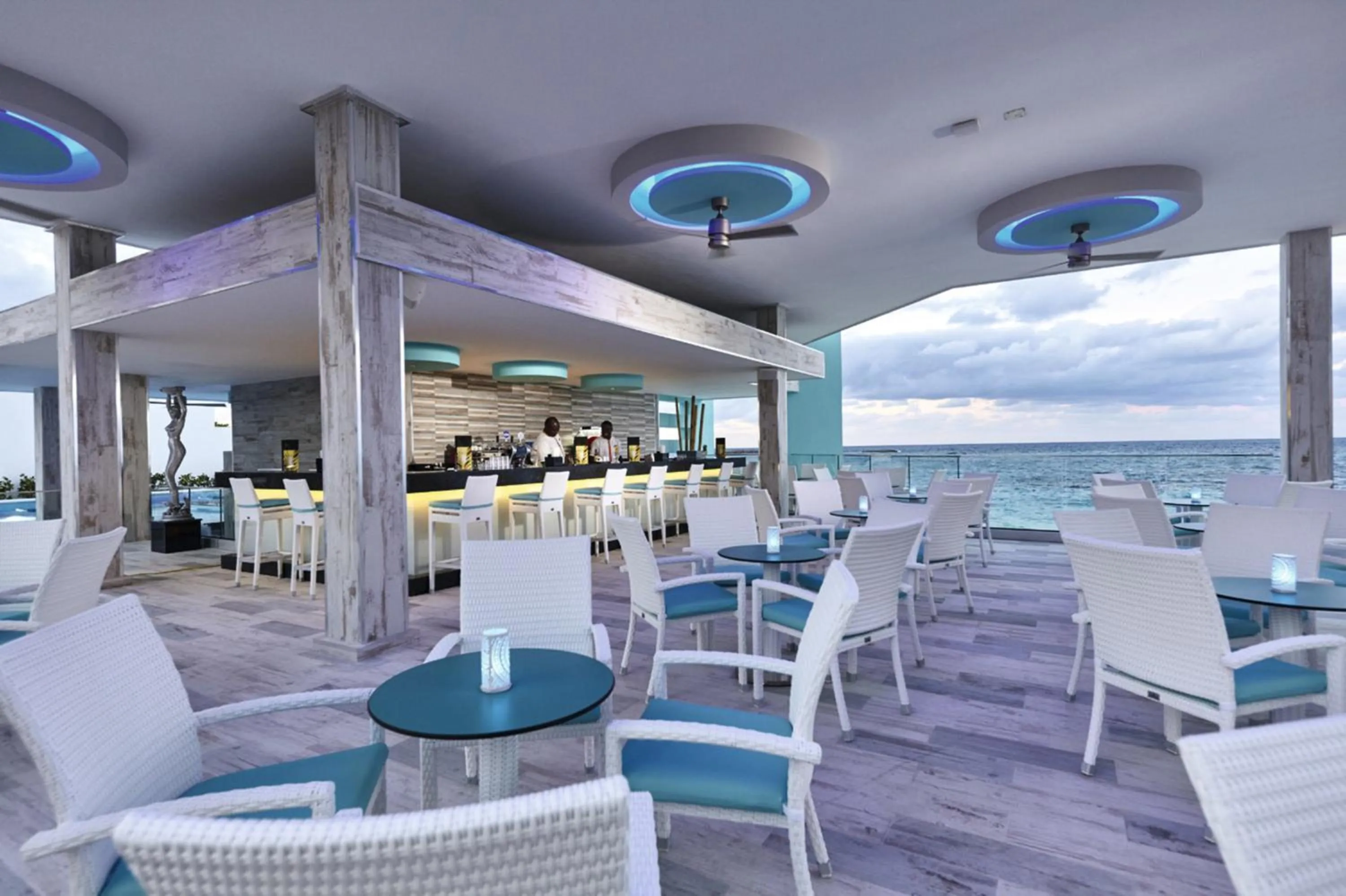 Lounge or bar in Riu Palace Paradise Island - Adults Only - All Inclusive
