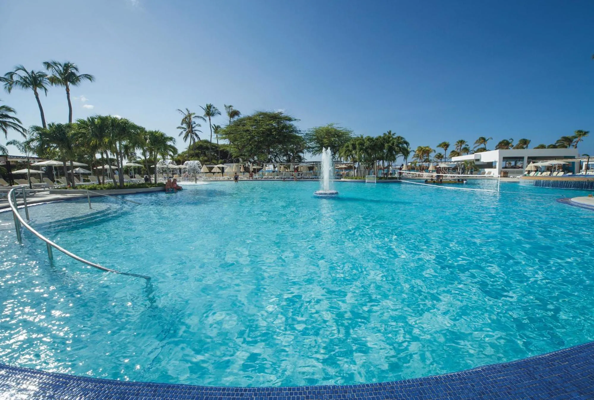 Swimming pool in Riu Palace Antillas - Adults Only - All Inclusive