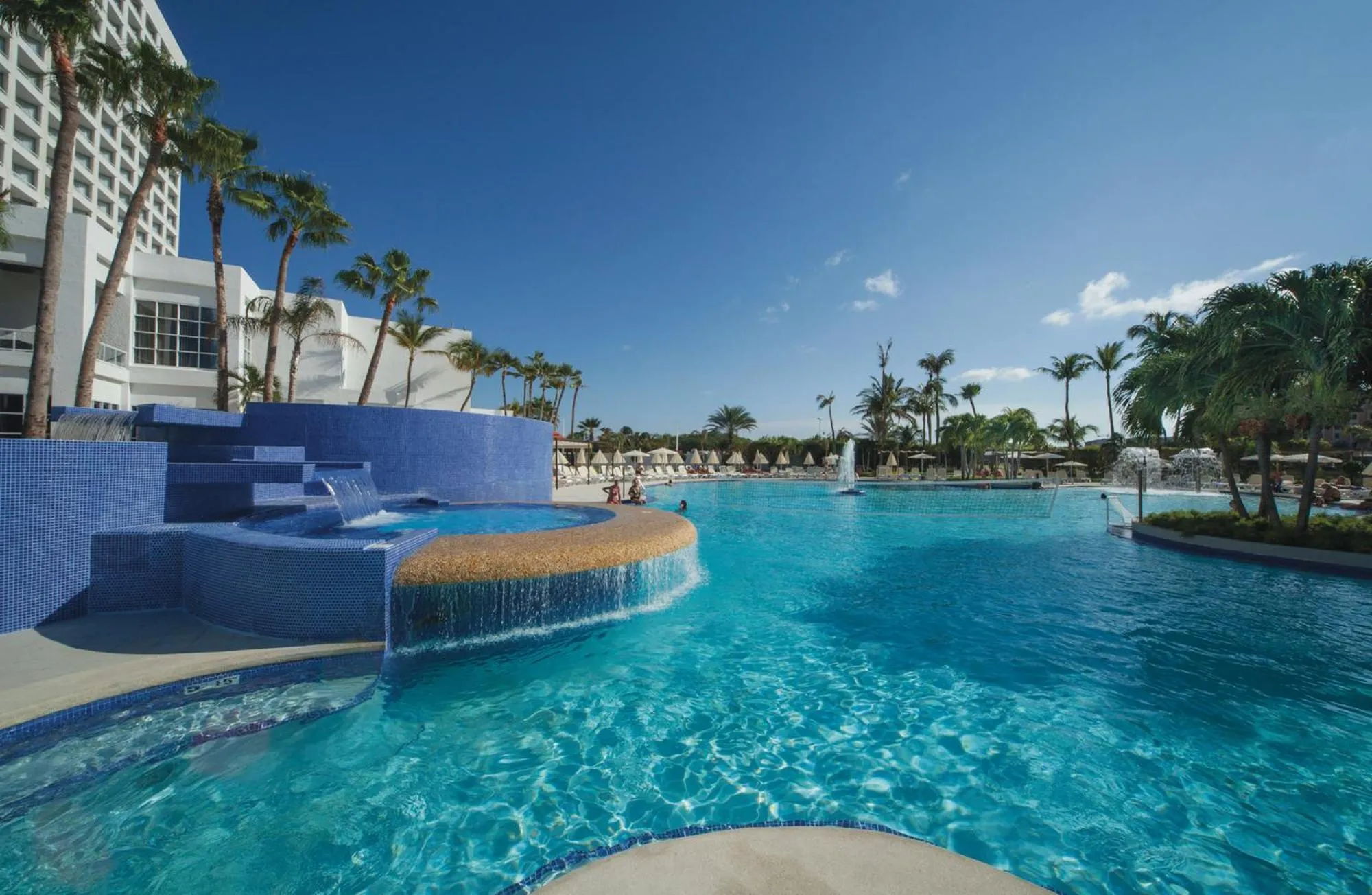 Swimming pool in Riu Palace Antillas - Adults Only - All Inclusive