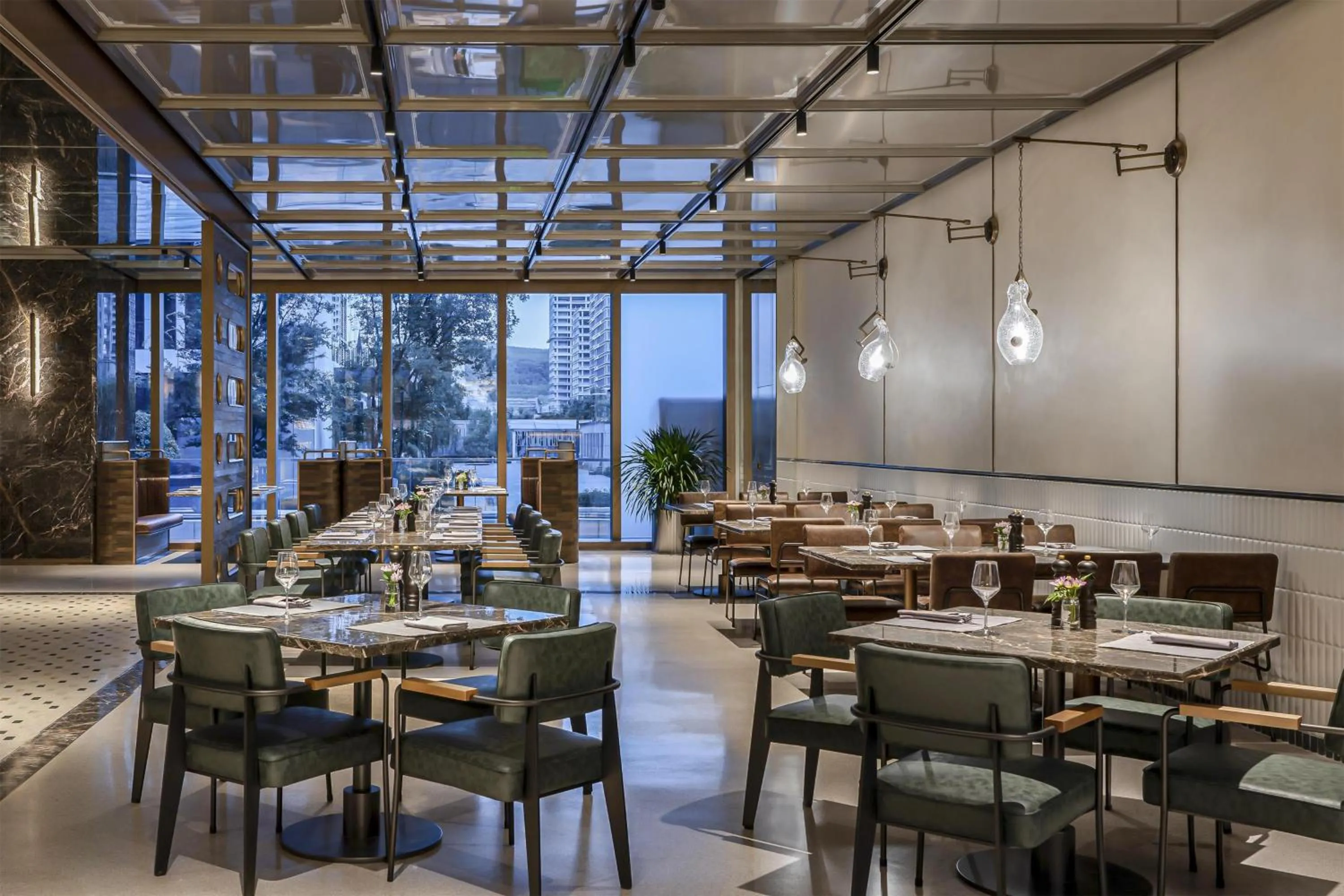 Restaurant/places to eat in Kempinski Hotel Jinan