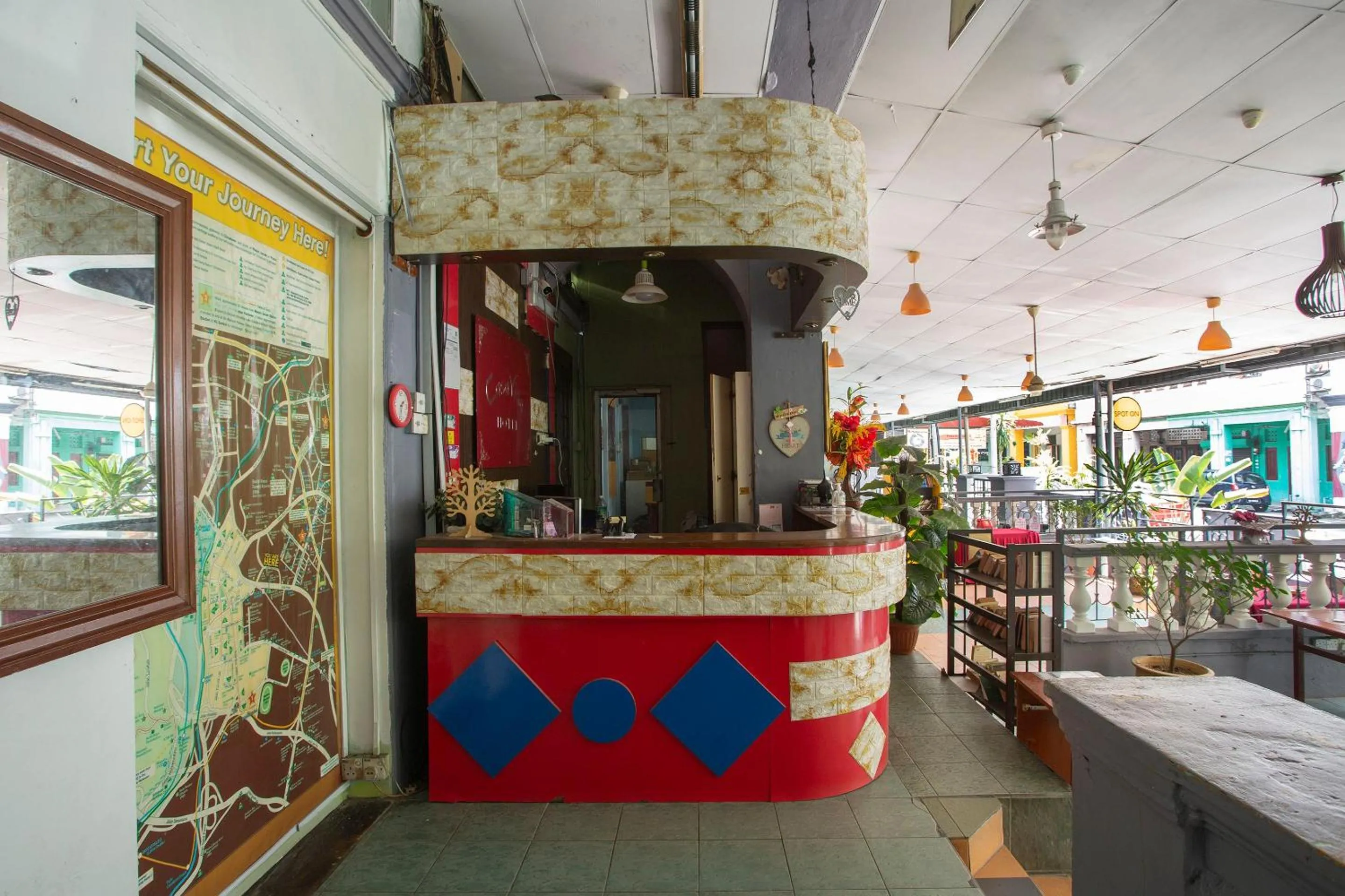 Lobby or reception in SPOT ON 90137 Casavilla Hotel Pudu