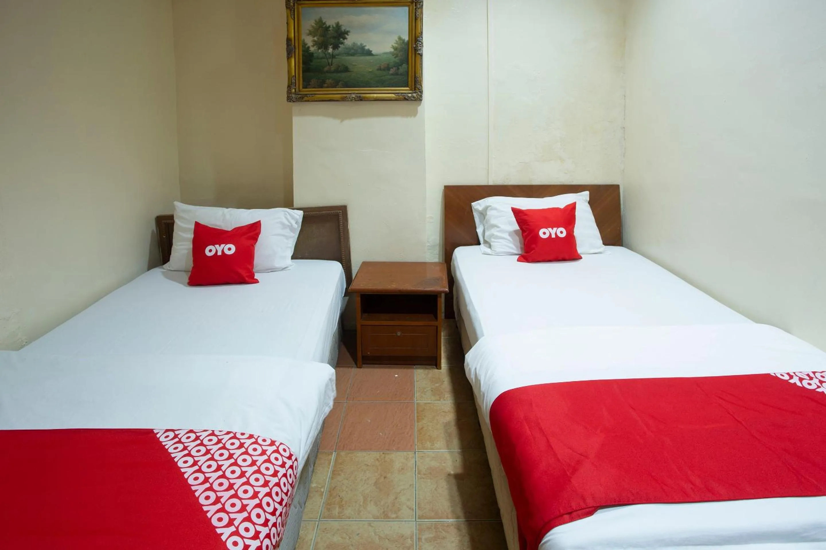 Bedroom, Bed in SPOT ON 90137 Casavilla Hotel Pudu